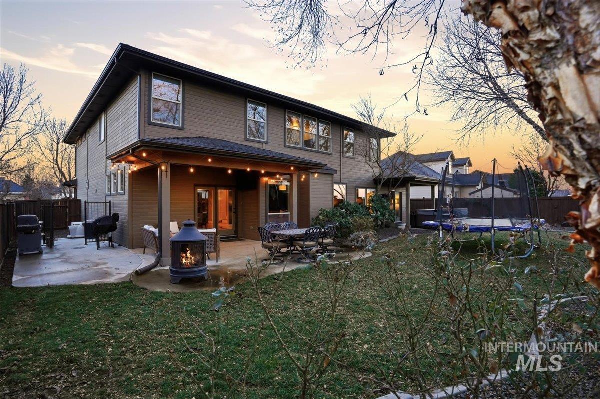 946 W Bacall St., Meridian, Idaho 83646, 5 Bedrooms, 3.5 Bathrooms, Residential For Sale, Price $896,500, 98974214