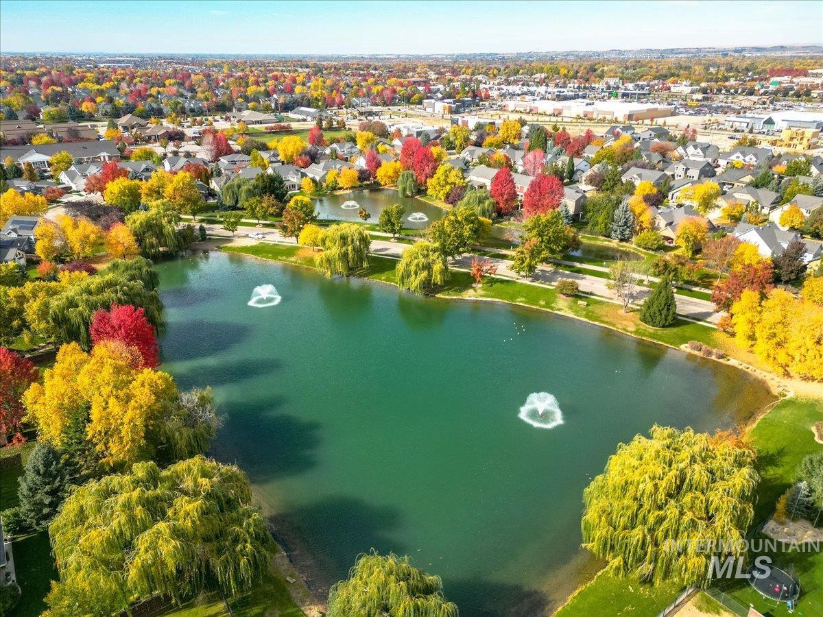 946 W Bacall St., Meridian, Idaho 83646, 5 Bedrooms, 3.5 Bathrooms, Residential For Sale, Price $896,500, 98974214