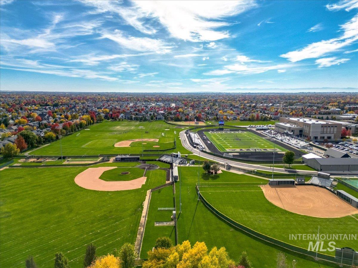 946 W Bacall St., Meridian, Idaho 83646, 5 Bedrooms, 3.5 Bathrooms, Residential For Sale, Price $896,500, 98974214