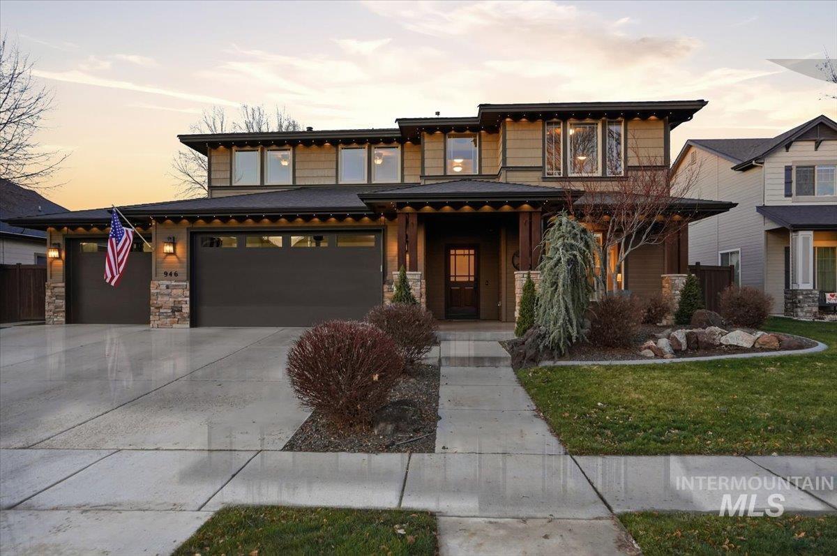 946 W Bacall St., Meridian, Idaho 83646, 5 Bedrooms, 3.5 Bathrooms, Residential For Sale, Price $896,500, 98974214