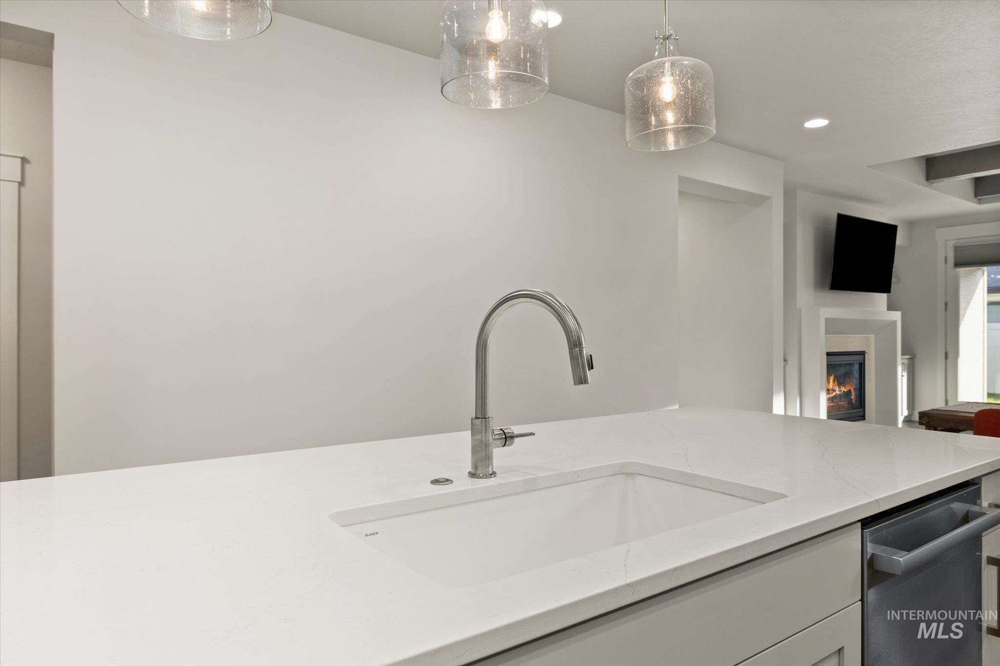 6318 S Utmost Ln, Meridian, Idaho 83642, 3 Bedrooms, 2.5 Bathrooms, Rental For Rent, Price $2,750,MLS 98974215