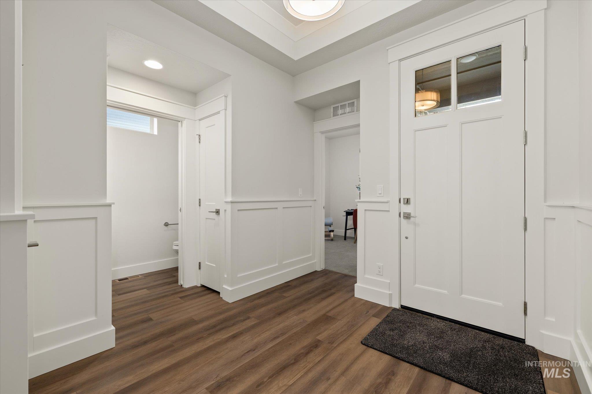 6318 S Utmost Ln, Meridian, Idaho 83642, 3 Bedrooms, 2.5 Bathrooms, Rental For Rent, Price $2,750,MLS 98974215