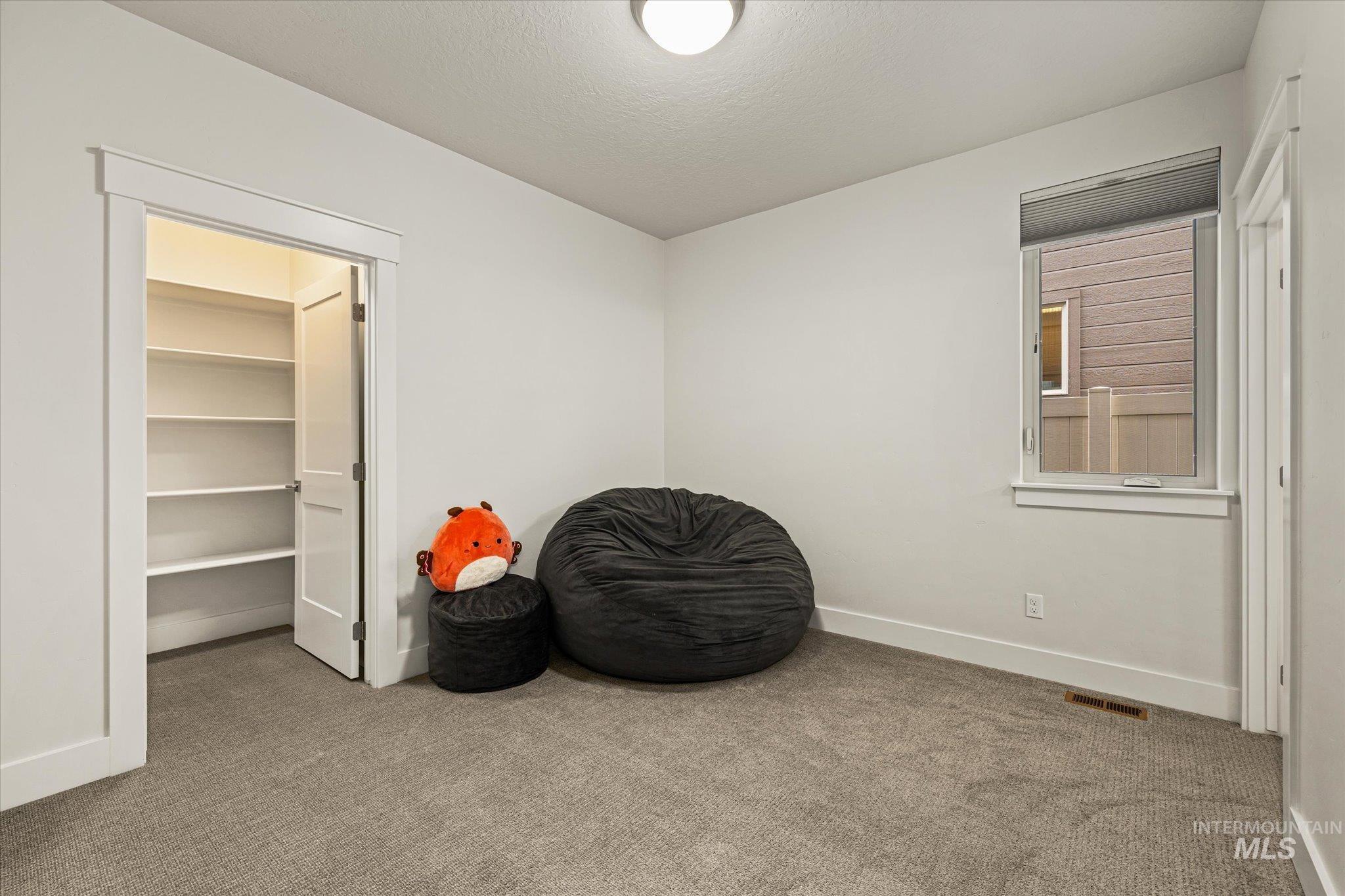 6318 S Utmost Ln, Meridian, Idaho 83642, 3 Bedrooms, 2.5 Bathrooms, Rental For Rent, Price $2,750,MLS 98974215