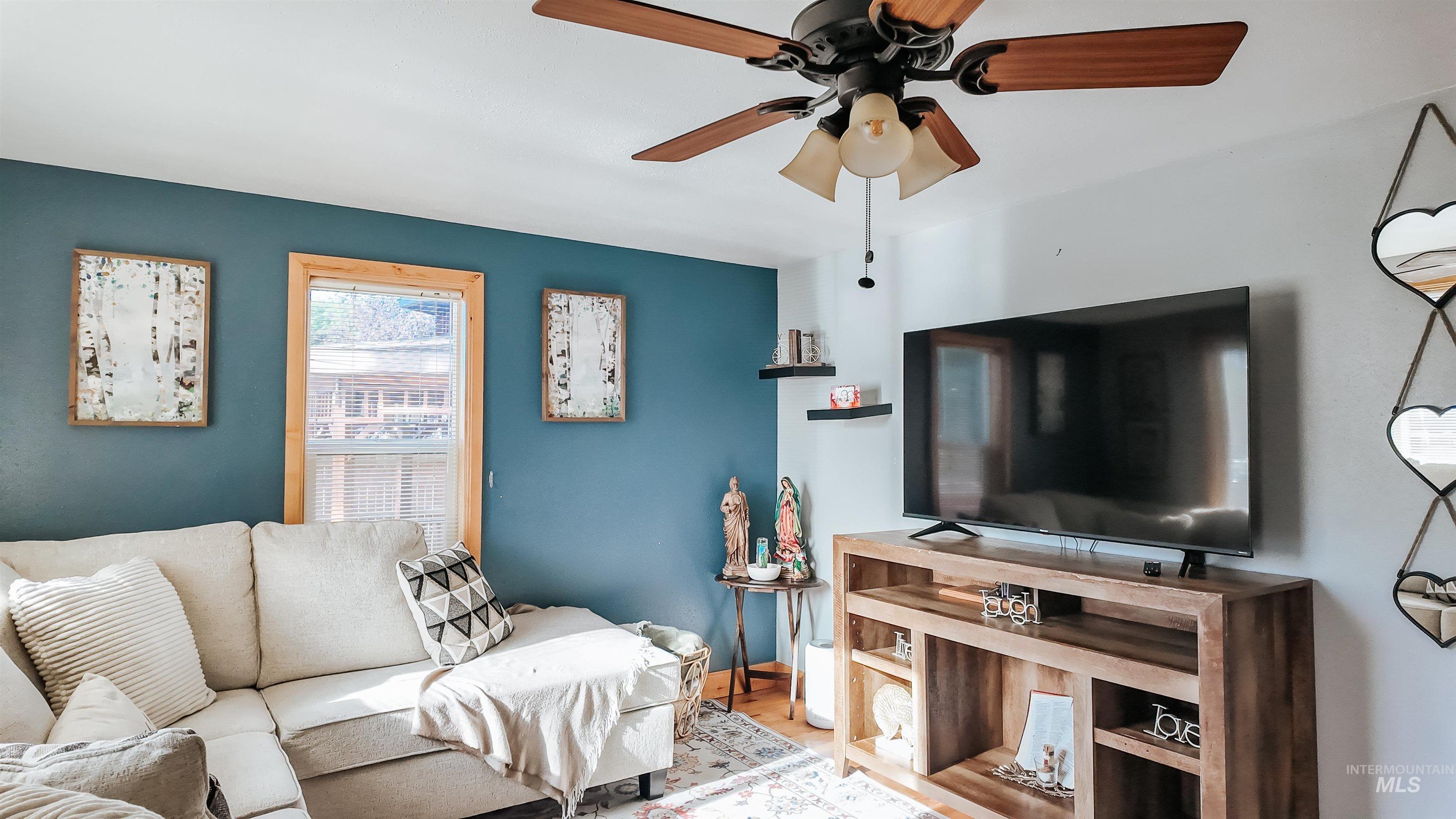 147 N Wendell St, Wendell, Idaho 83355, 3 Bedrooms, 2 Bathrooms, Residential For Sale, Price $315,000,MLS 98974222