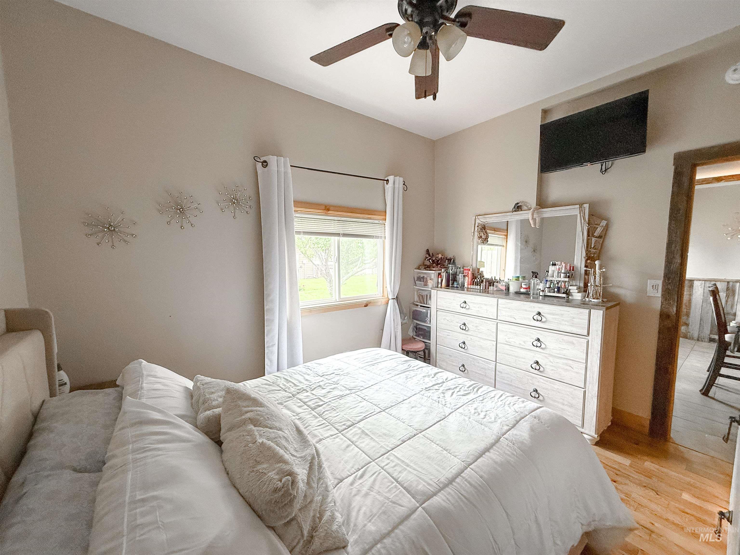 147 N Wendell St, Wendell, Idaho 83355, 3 Bedrooms, 2 Bathrooms, Residential For Sale, Price $315,000,MLS 98974222