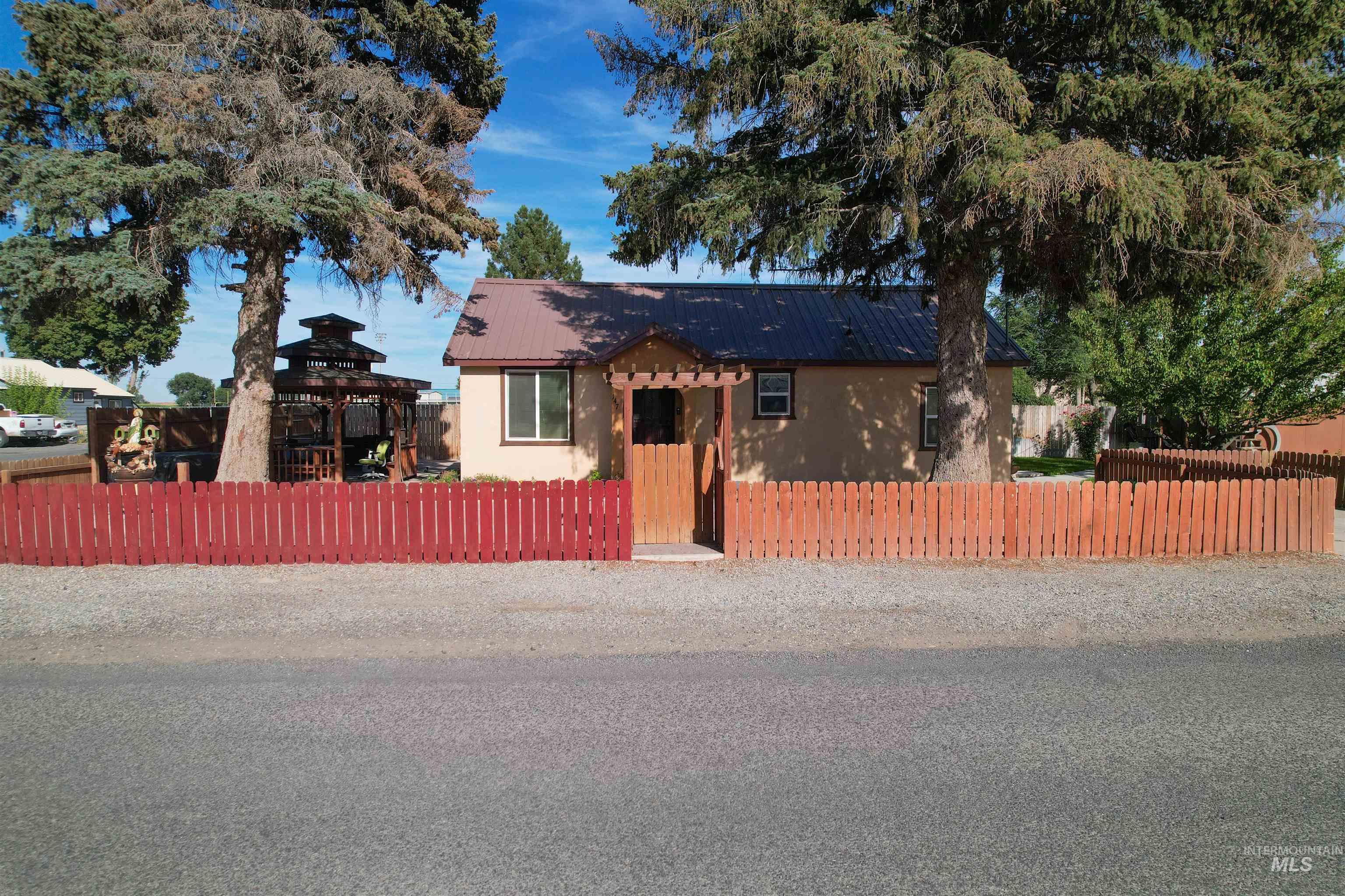 147 N Wendell St, Wendell, Idaho 83355, 3 Bedrooms, 2 Bathrooms, Residential For Sale, Price $315,000,MLS 98974222