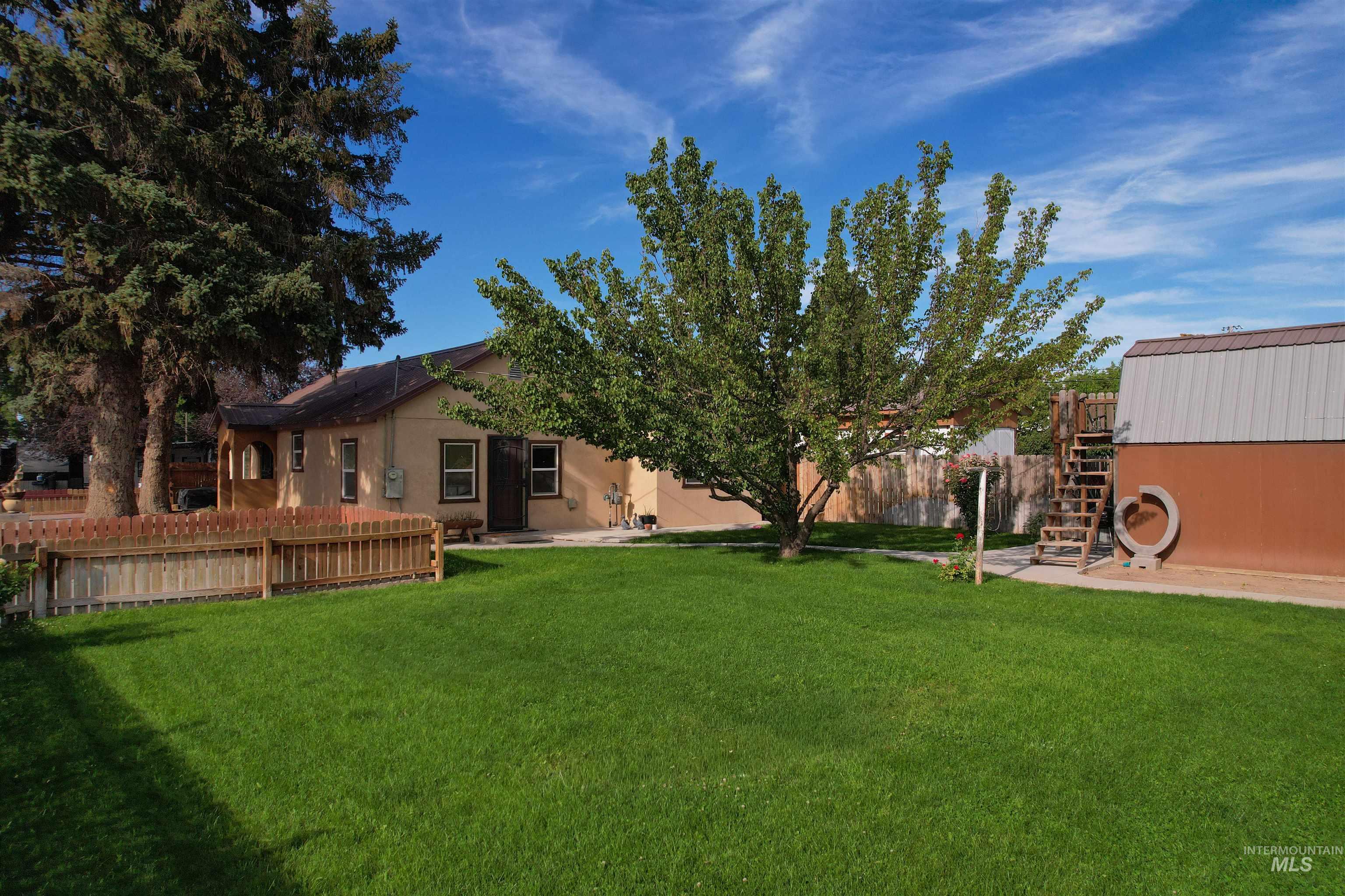 147 N Wendell St, Wendell, Idaho 83355, 3 Bedrooms, 2 Bathrooms, Residential For Sale, Price $315,000,MLS 98974222