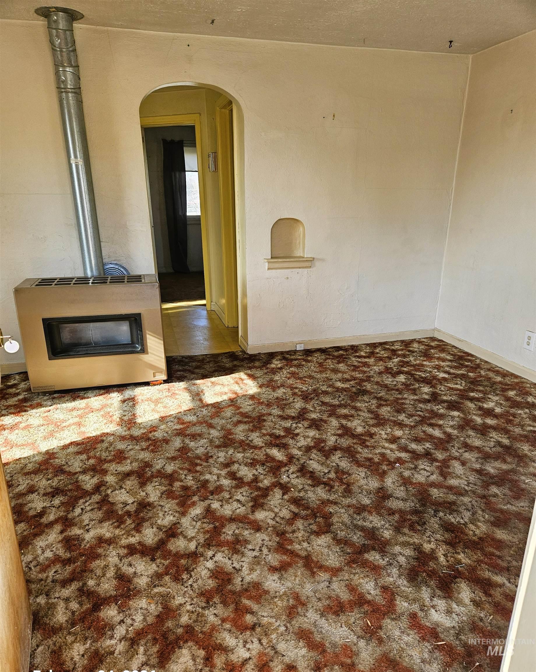 909 Oregon St, Gooding, Idaho 83330, 1 Bedroom, 1 Bathroom, Residential For Sale, Price $139,900,MLS 98974223