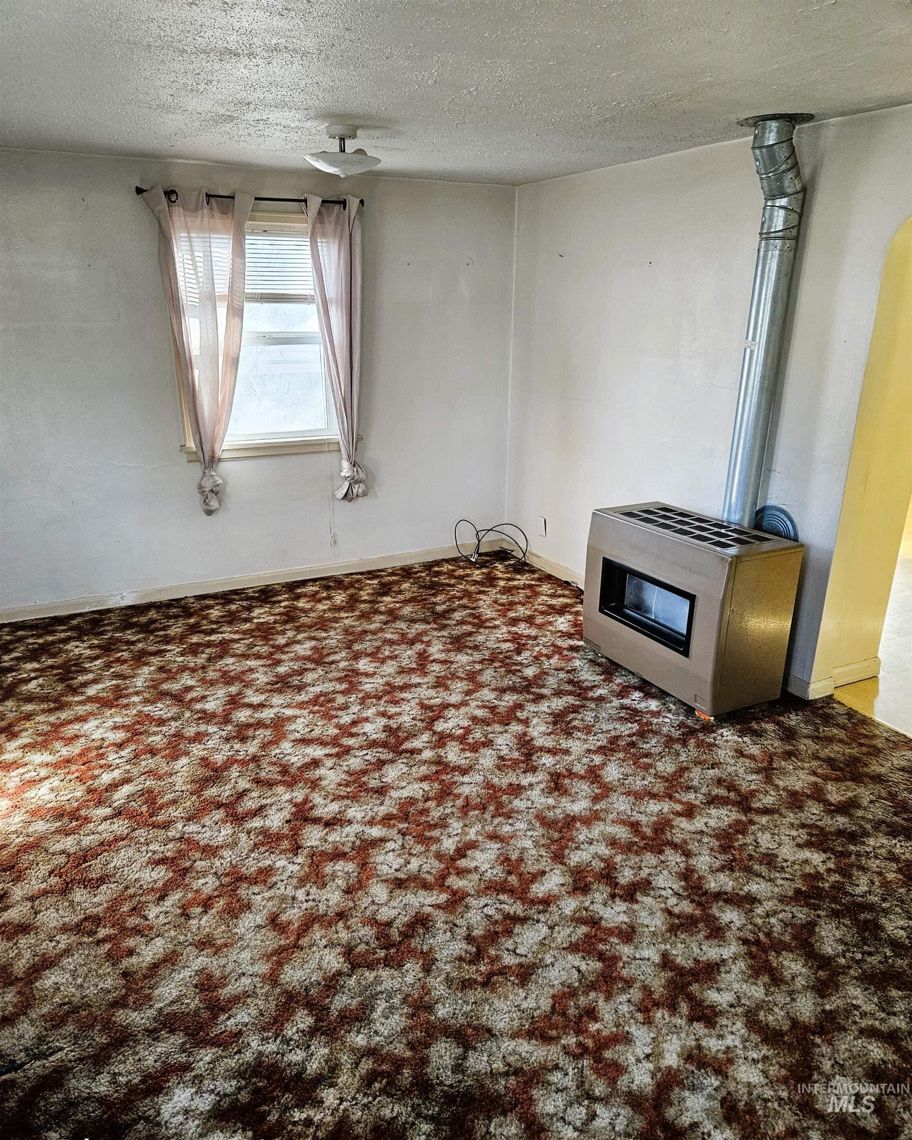 909 Oregon St, Gooding, Idaho 83330, 1 Bedroom, 1 Bathroom, Residential For Sale, Price $139,900,MLS 98974223