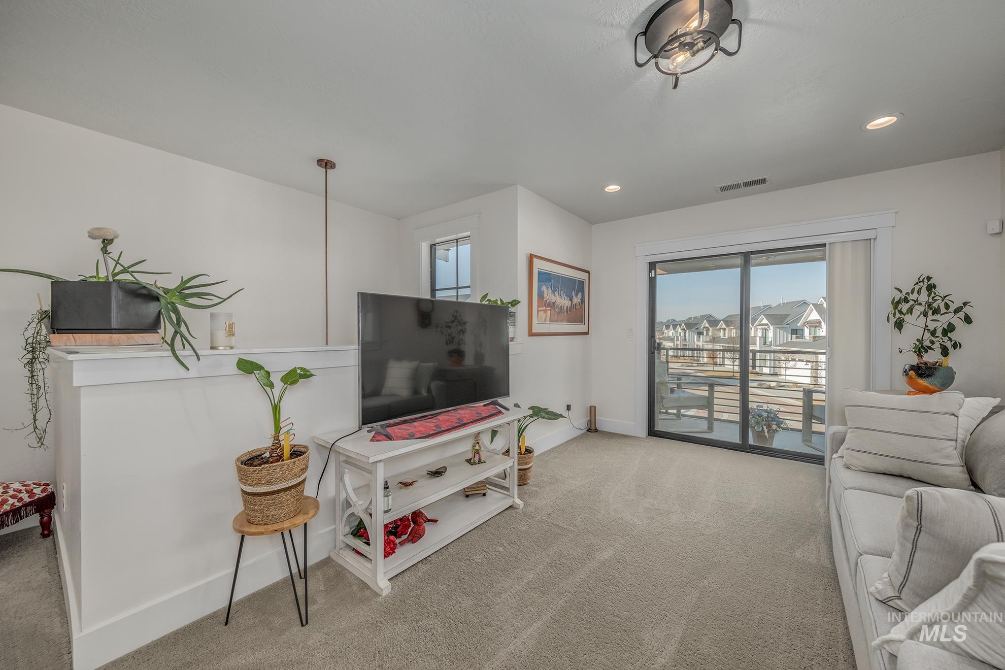 6686 N Asissi Lane, Meridian, Idaho 83646, 3 Bedrooms, 2.5 Bathrooms, Residential For Sale, Price $739,000,MLS 98974225