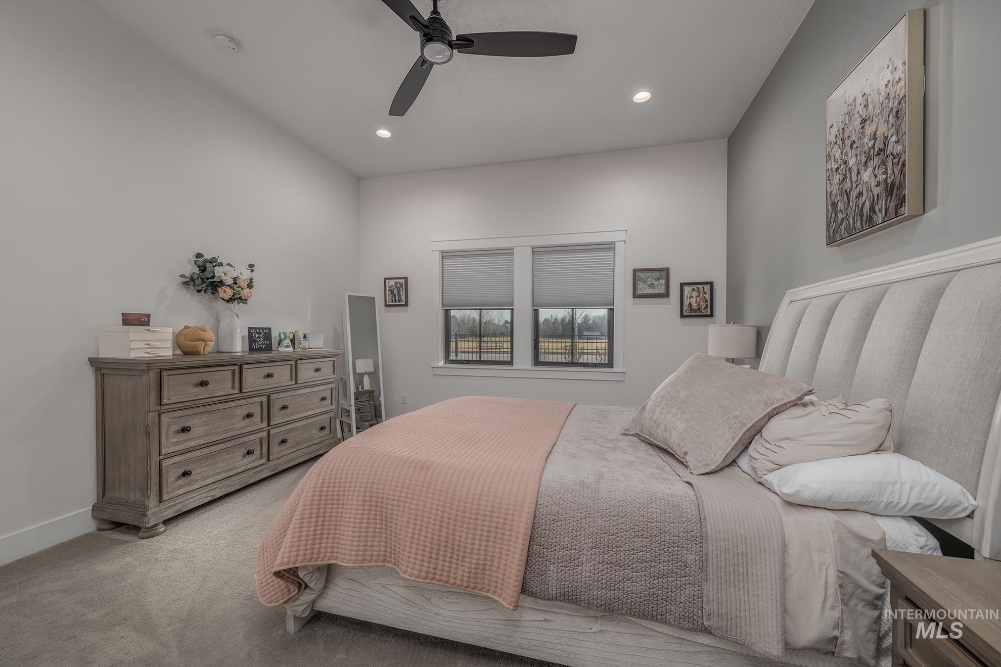 6686 N Asissi Lane, Meridian, Idaho 83646, 3 Bedrooms, 2.5 Bathrooms, Residential For Sale, Price $739,000,MLS 98974225