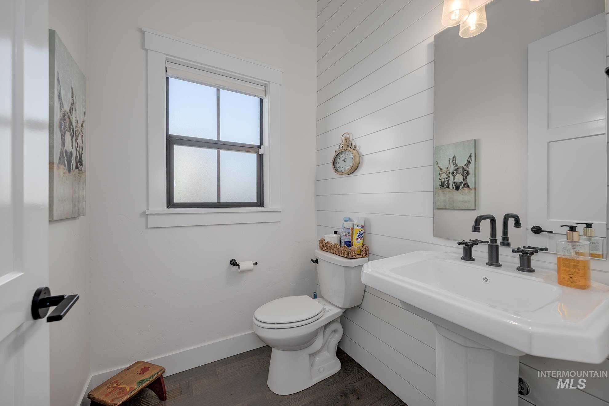 6686 N Asissi Lane, Meridian, Idaho 83646, 3 Bedrooms, 2.5 Bathrooms, Residential For Sale, Price $739,000,MLS 98974225