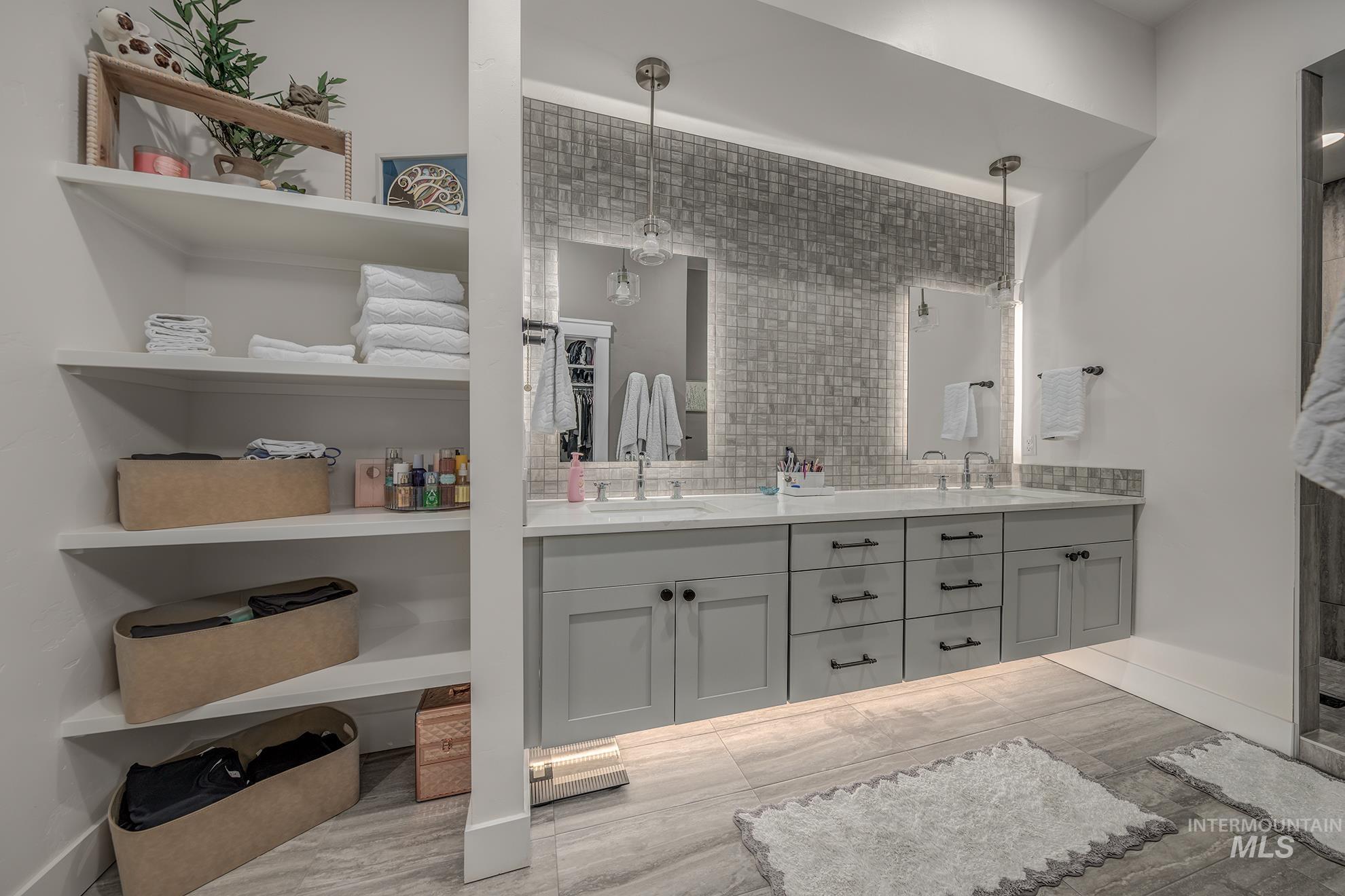 6686 N Asissi Lane, Meridian, Idaho 83646, 3 Bedrooms, 2.5 Bathrooms, Residential For Sale, Price $739,000,MLS 98974225