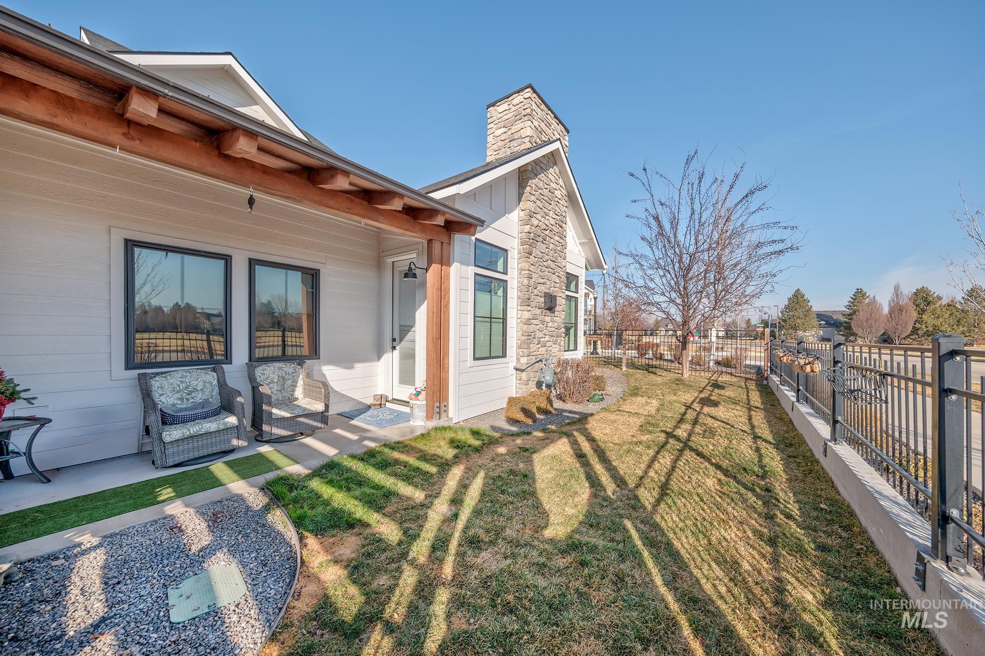 6686 N Asissi Lane, Meridian, Idaho 83646, 3 Bedrooms, 2.5 Bathrooms, Residential For Sale, Price $739,000,MLS 98974225