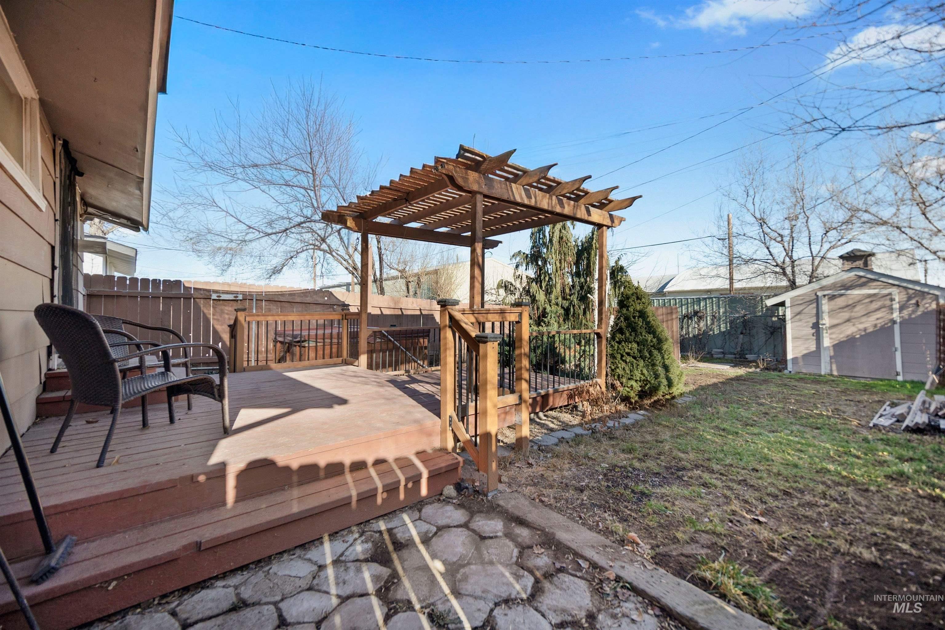 1710 1st Street South, Nampa, Idaho 83651, 2 Bedrooms, 1 Bathroom, Residential For Sale, Price $295,000,MLS 98974228