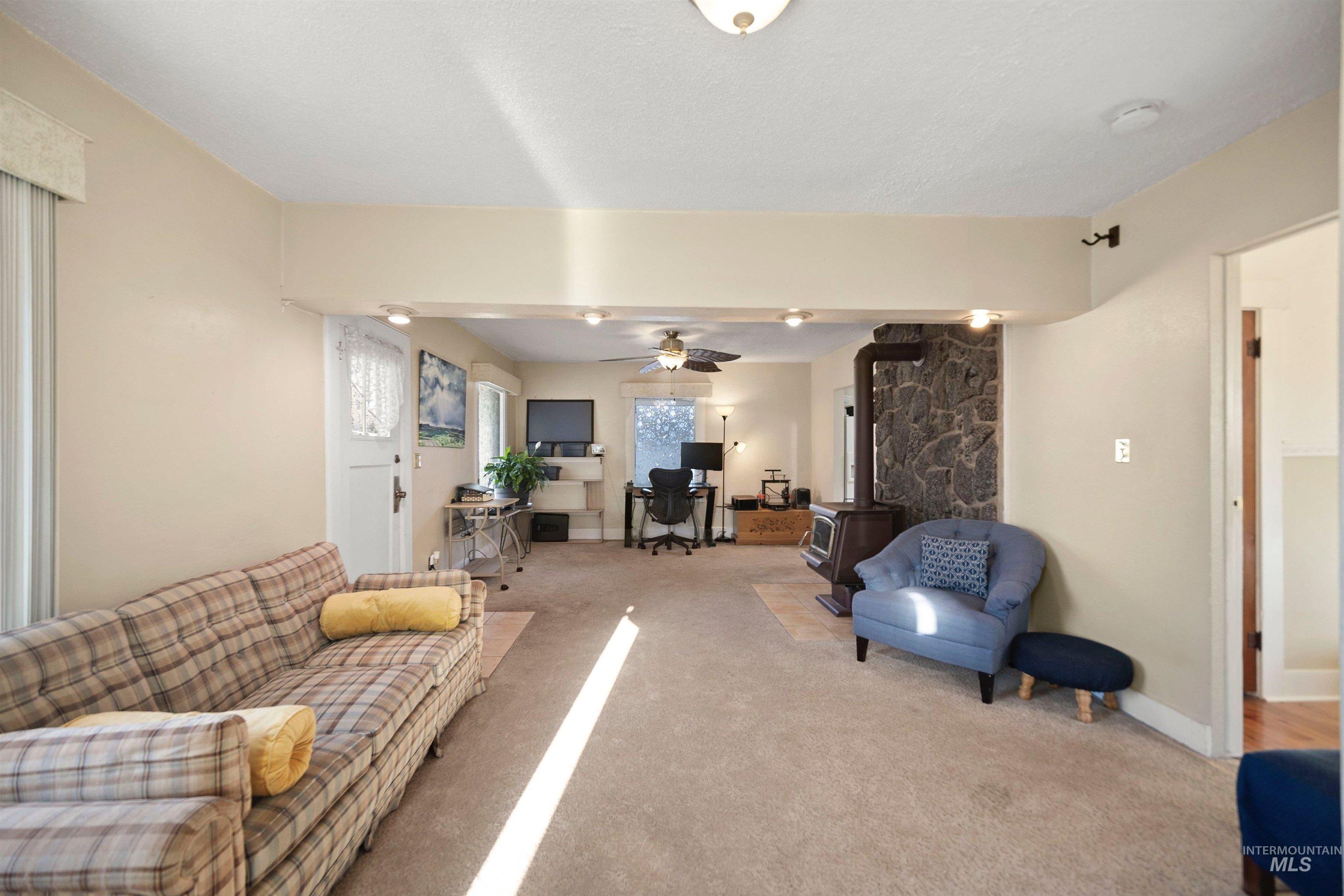 1710 1st Street South, Nampa, Idaho 83651, 2 Bedrooms, 1 Bathroom, Residential For Sale, Price $285,000,MLS 98974228