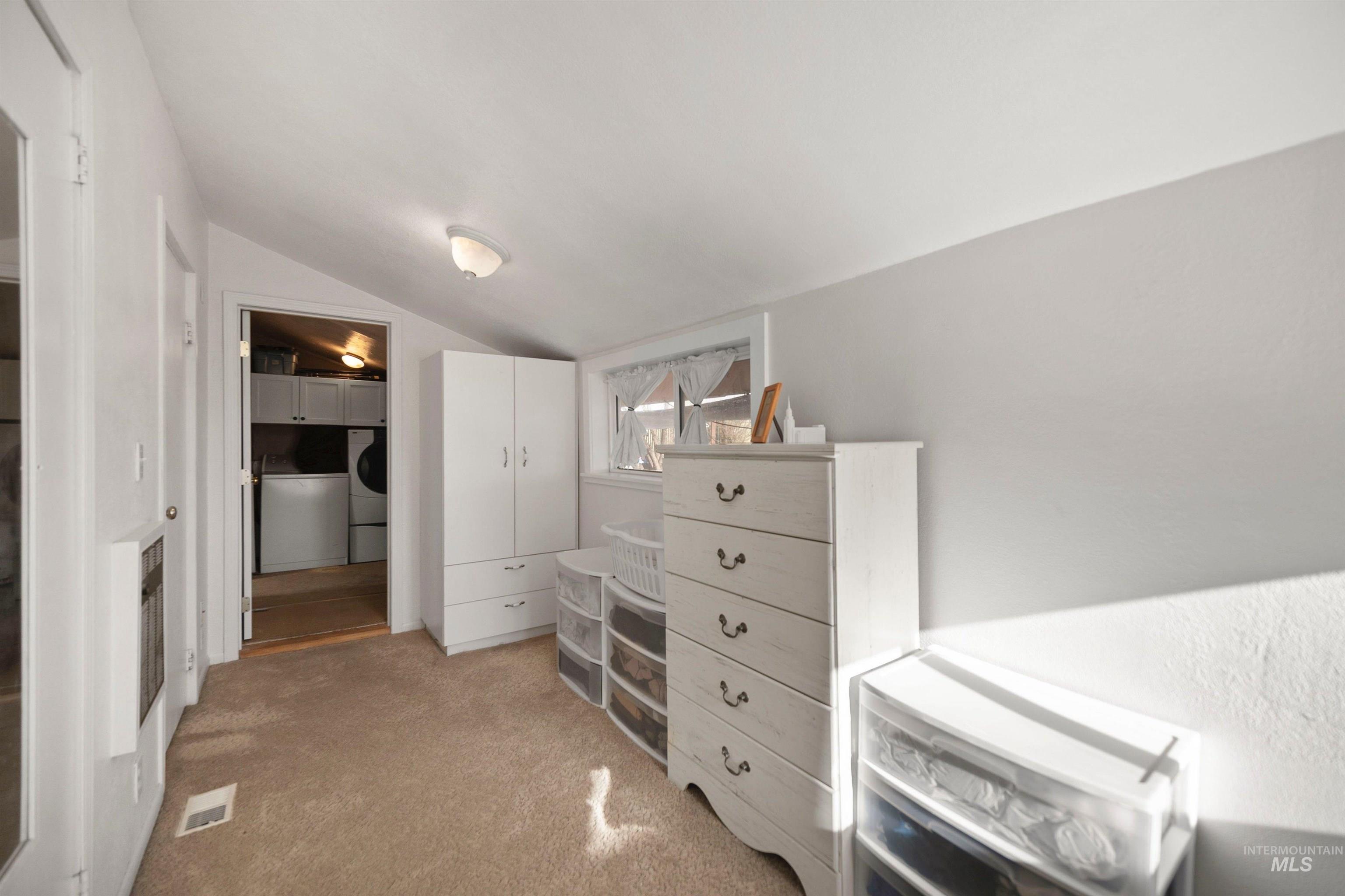 1710 1st Street South, Nampa, Idaho 83651, 2 Bedrooms, 1 Bathroom, Residential For Sale, Price $295,000,MLS 98974228