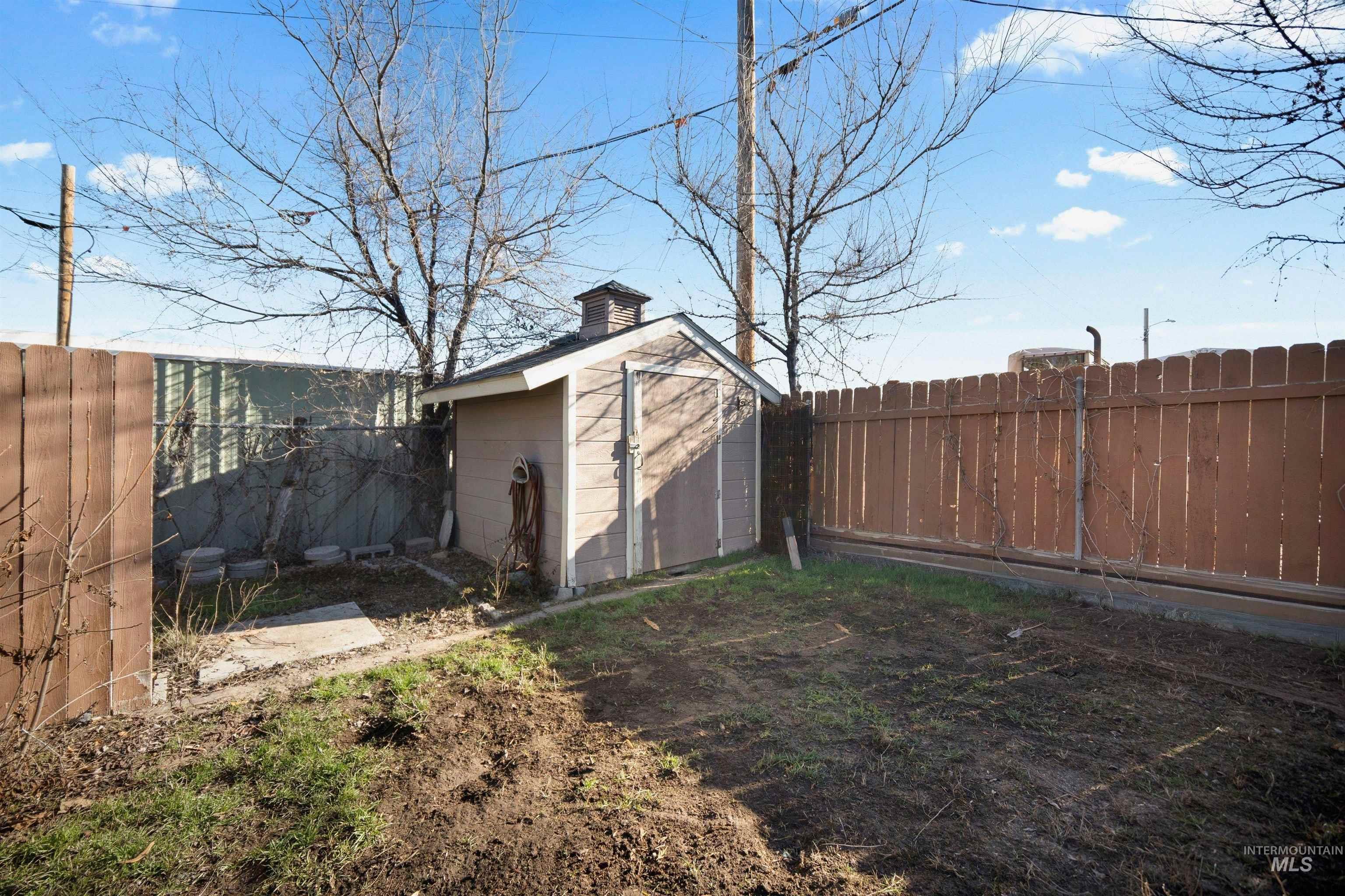 1710 1st Street South, Nampa, Idaho 83651, 2 Bedrooms, 1 Bathroom, Residential For Sale, Price $295,000,MLS 98974228