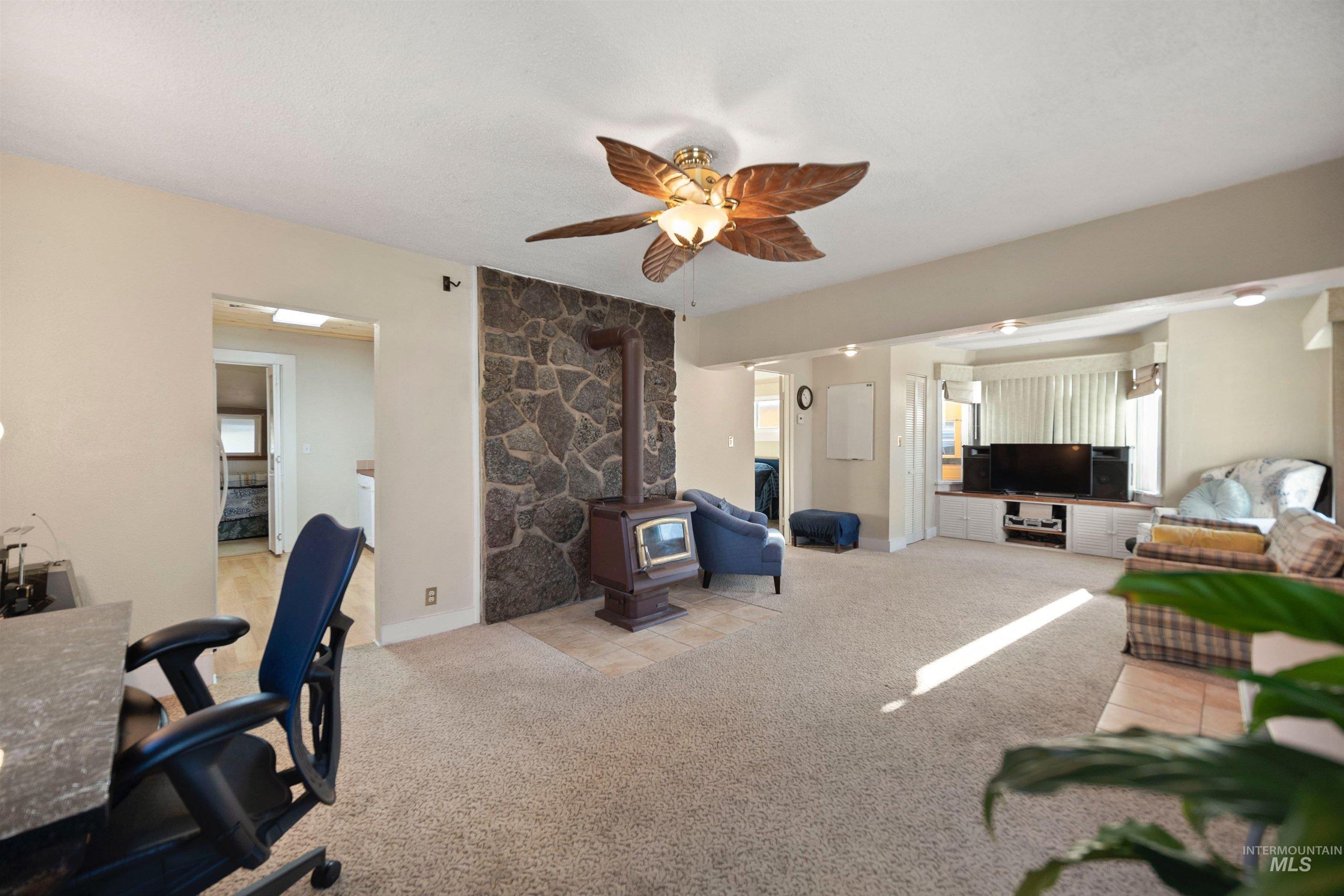 1710 1st Street South, Nampa, Idaho 83651, 2 Bedrooms, 1 Bathroom, Residential For Sale, Price $295,000,MLS 98974228