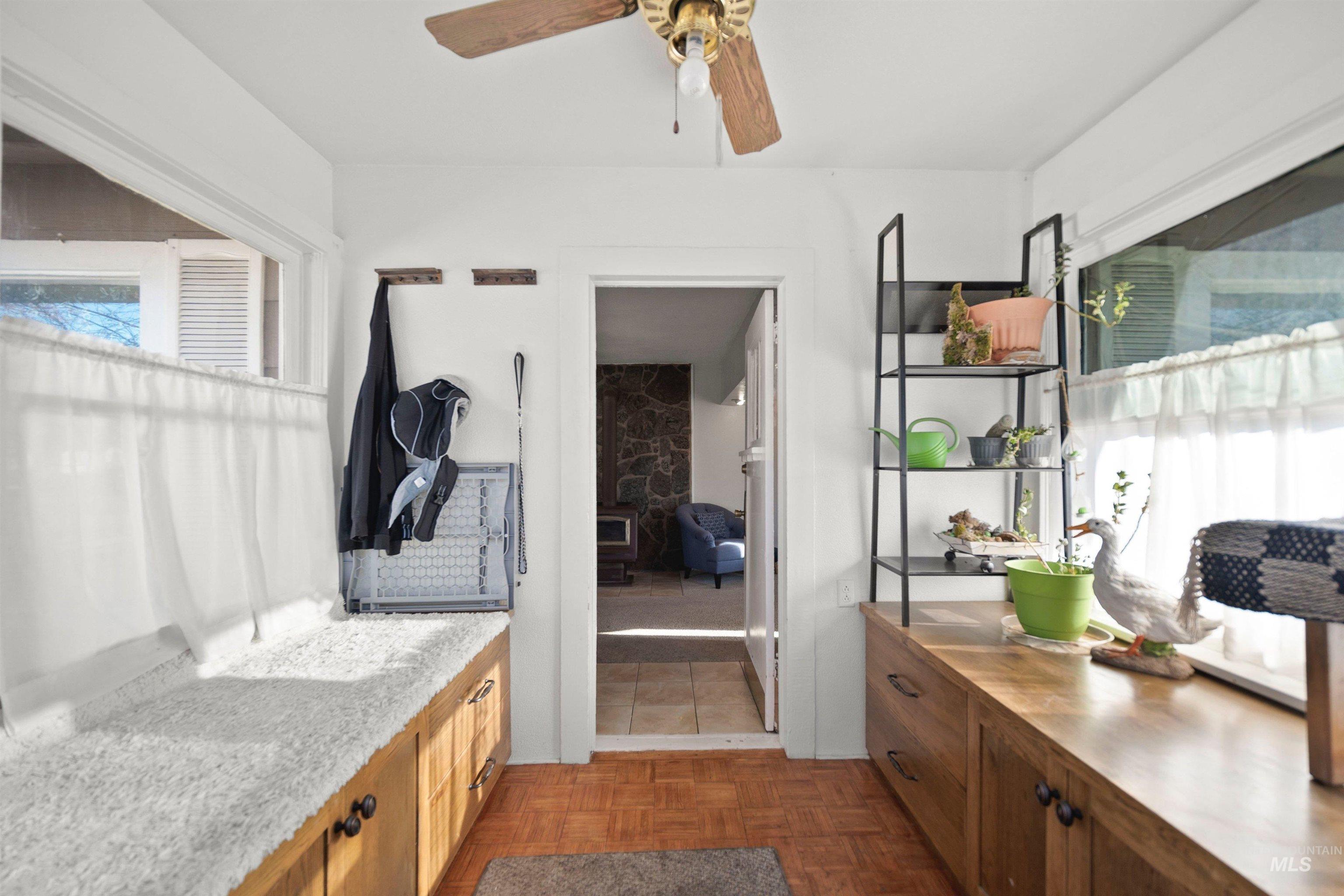 1710 1st Street South, Nampa, Idaho 83651, 2 Bedrooms, 1 Bathroom, Residential For Sale, Price $295,000,MLS 98974228