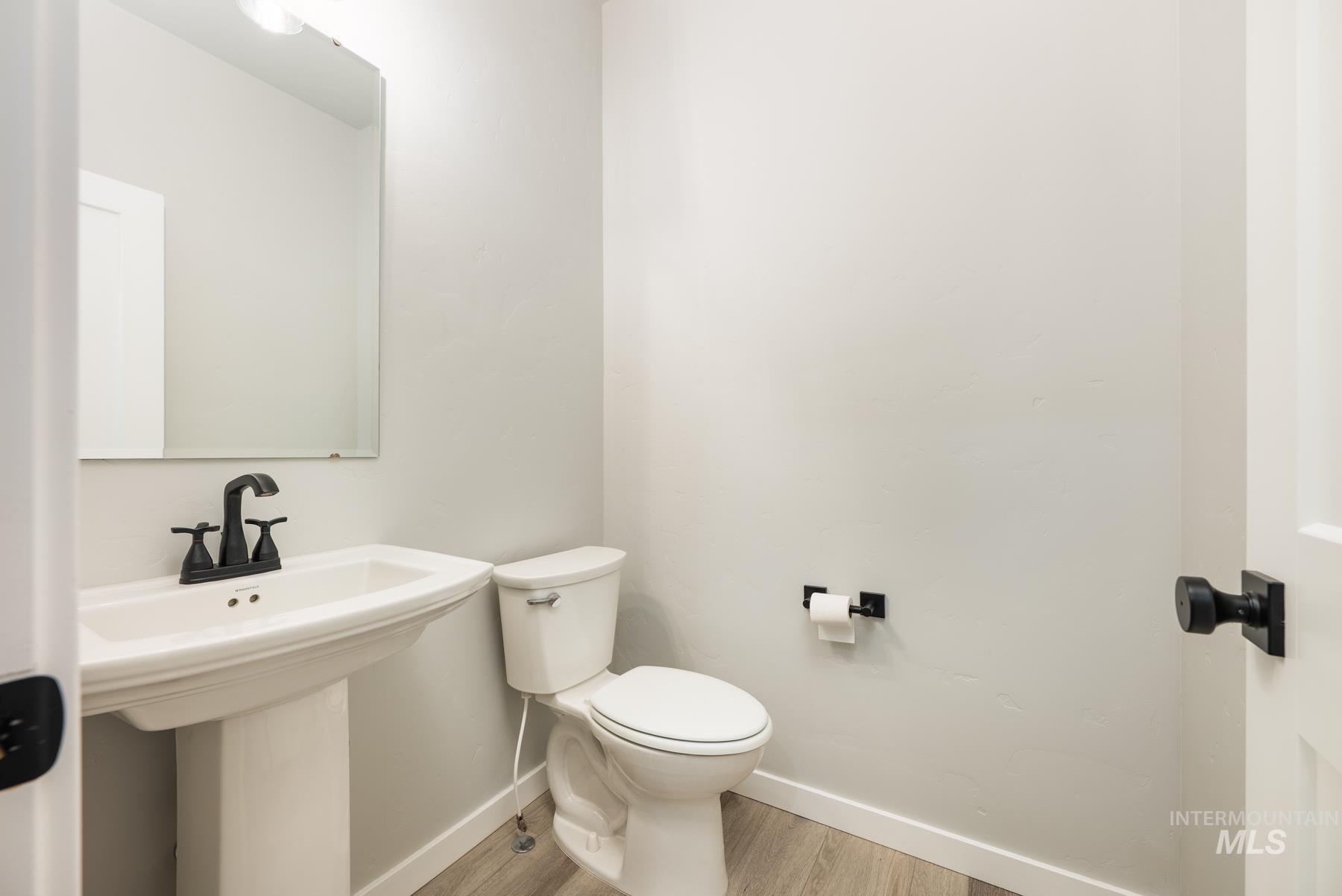 7177 W Madronawood St, Boise, Idaho 83709, 3 Bedrooms, 2.5 Bathrooms, Residential For Sale, Price $415,000, 98974230