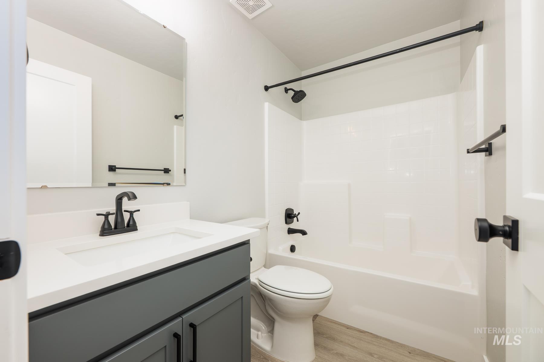 7177 W Madronawood St, Boise, Idaho 83709, 3 Bedrooms, 2.5 Bathrooms, Residential For Sale, Price $415,000, 98974230