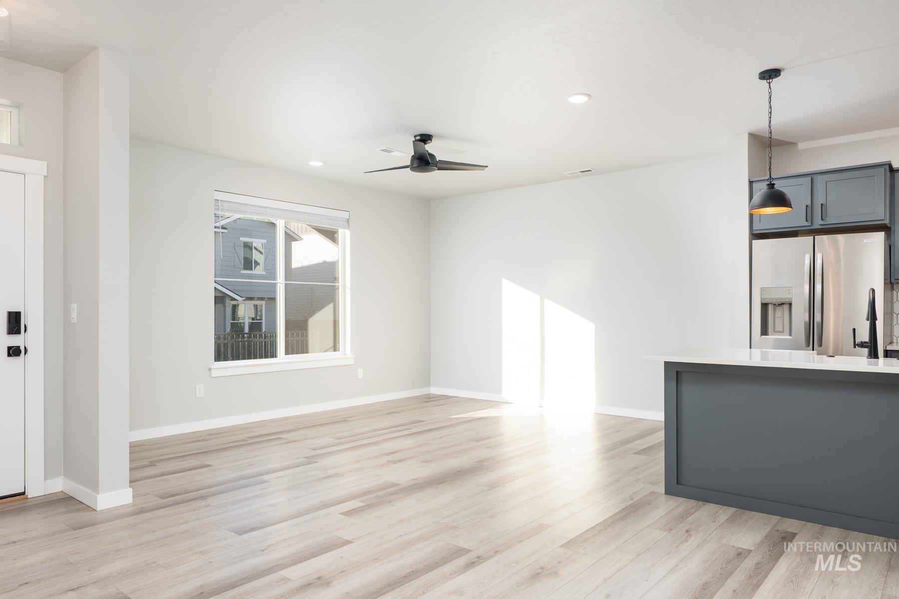 7177 W Madronawood St, Boise, Idaho 83709, 3 Bedrooms, 2.5 Bathrooms, Residential For Sale, Price $415,000, 98974230