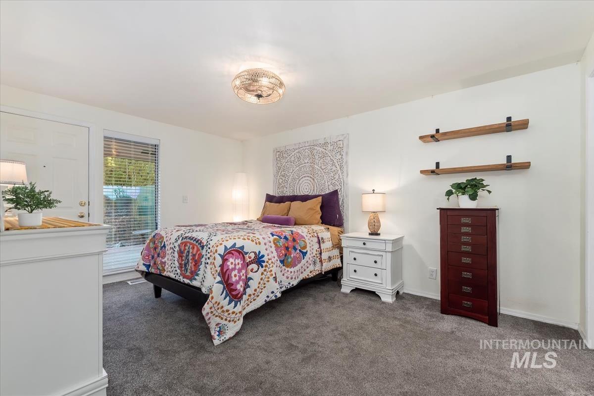 488 N Chambers Ln, Boise, Idaho 83706, 2 Bedrooms, 2 Bathrooms, Residential For Sale, Price $350,000,MLS 98974232