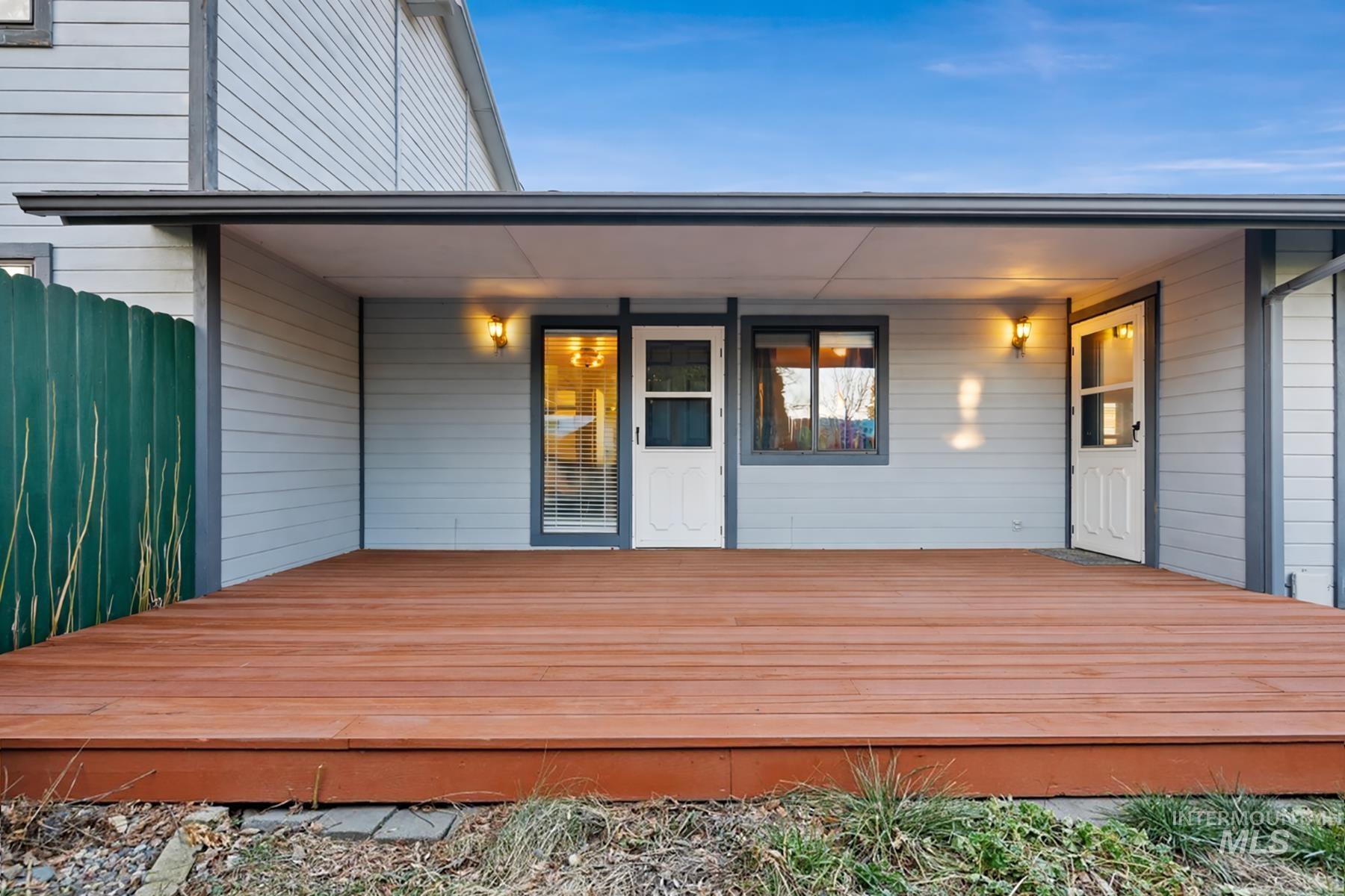 488 N Chambers Ln, Boise, Idaho 83706, 2 Bedrooms, 2 Bathrooms, Residential For Sale, Price $350,000,MLS 98974232