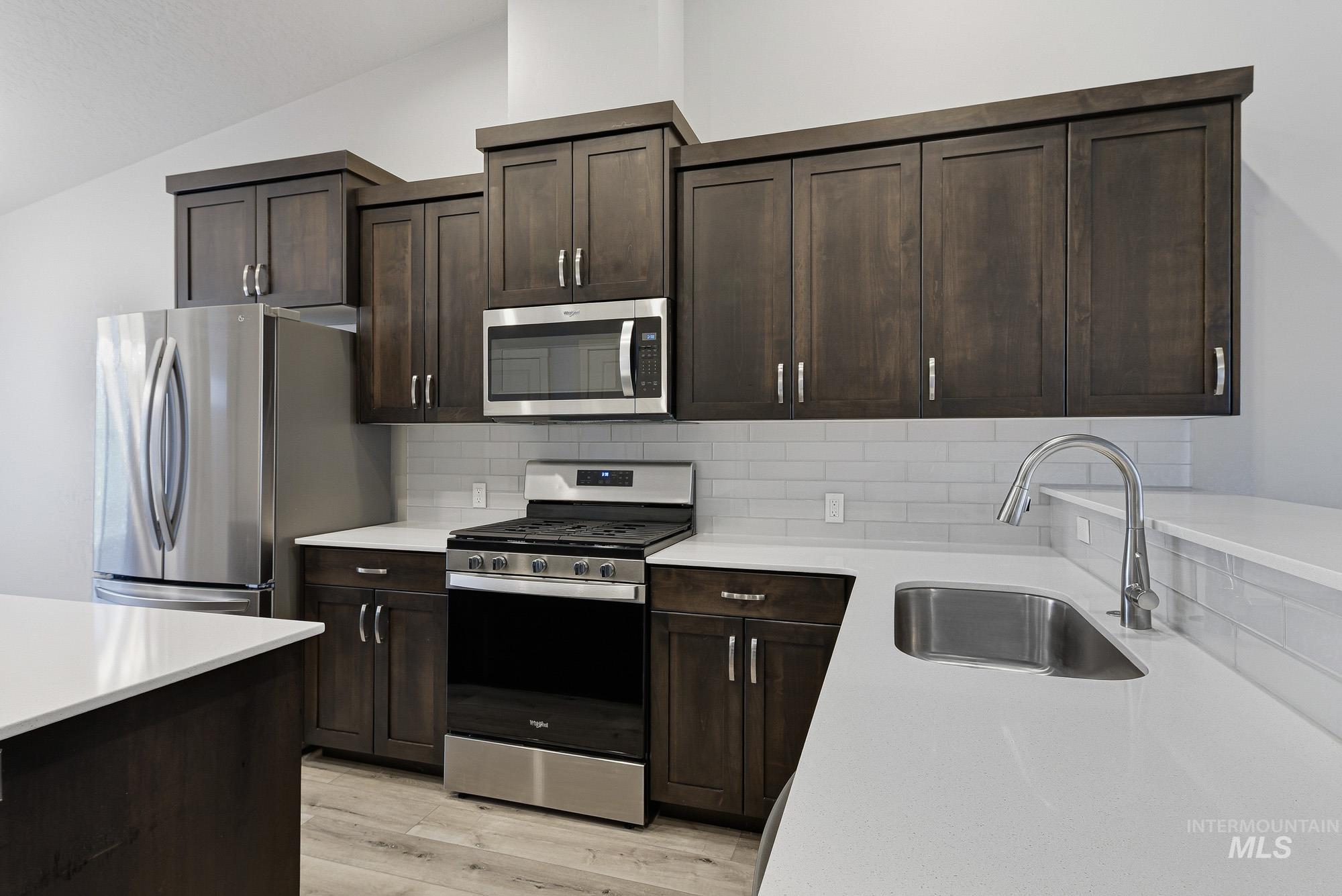 3065 N Summerbrook Ave, Meridian, Idaho 83646, 3 Bedrooms, 2 Bathrooms, Residential For Sale, Price $414,900,MLS 98974235