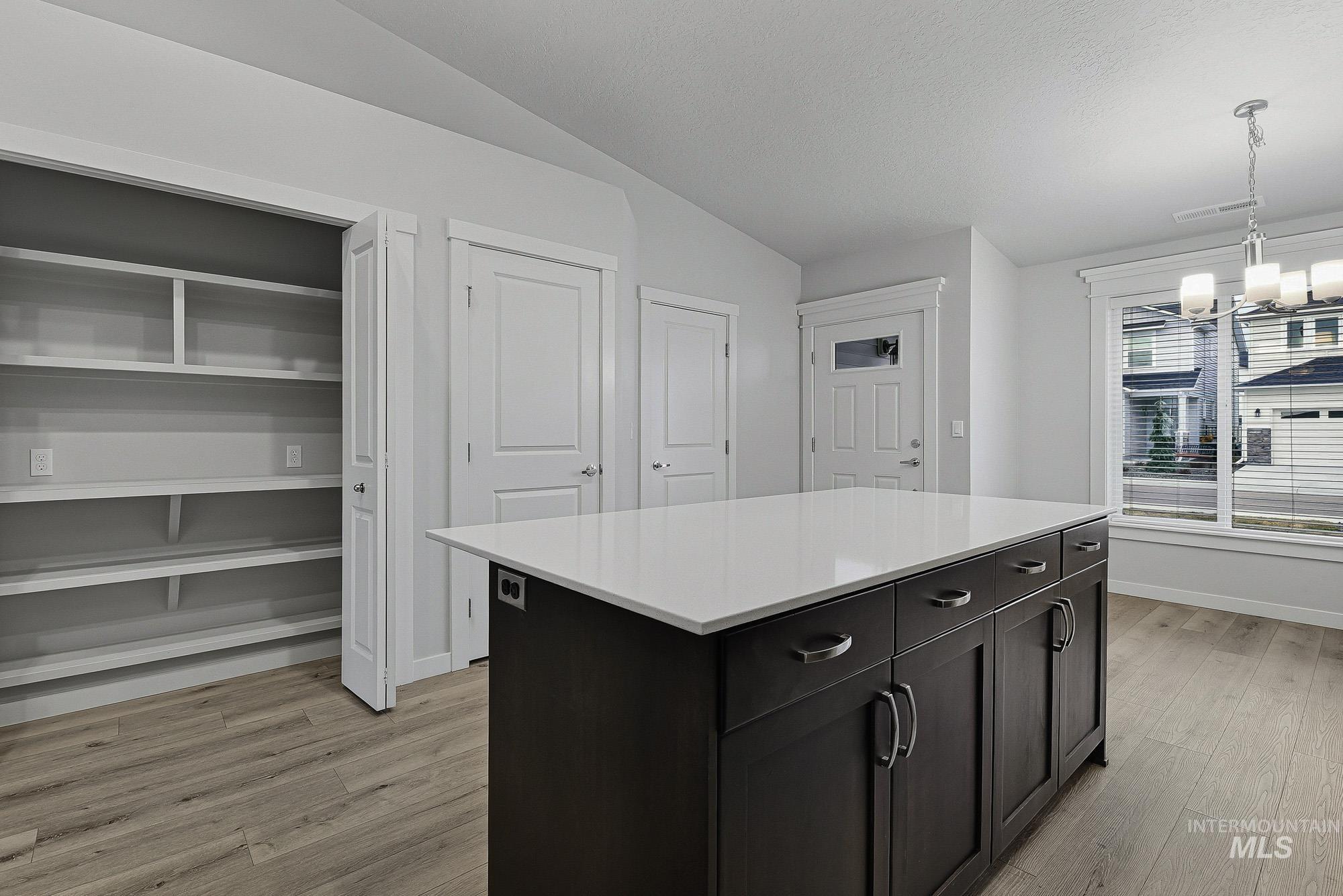 3065 N Summerbrook Ave, Meridian, Idaho 83646, 3 Bedrooms, 2 Bathrooms, Residential For Sale, Price $414,900,MLS 98974235