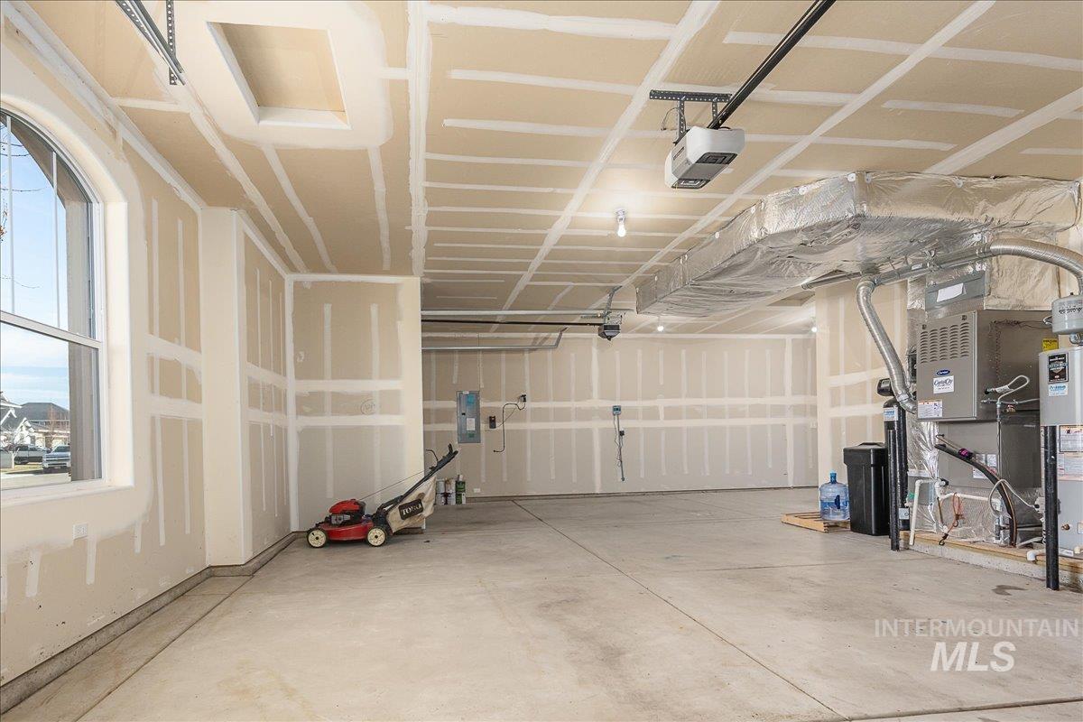6177 E Canyon Crossing Dr, Nampa, Idaho 83687, 4 Bedrooms, 3 Bathrooms, Residential For Sale, Price $549,500, 98974236