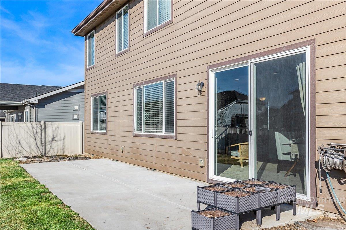 6177 E Canyon Crossing Dr, Nampa, Idaho 83687, 4 Bedrooms, 3 Bathrooms, Residential For Sale, Price $549,500, 98974236