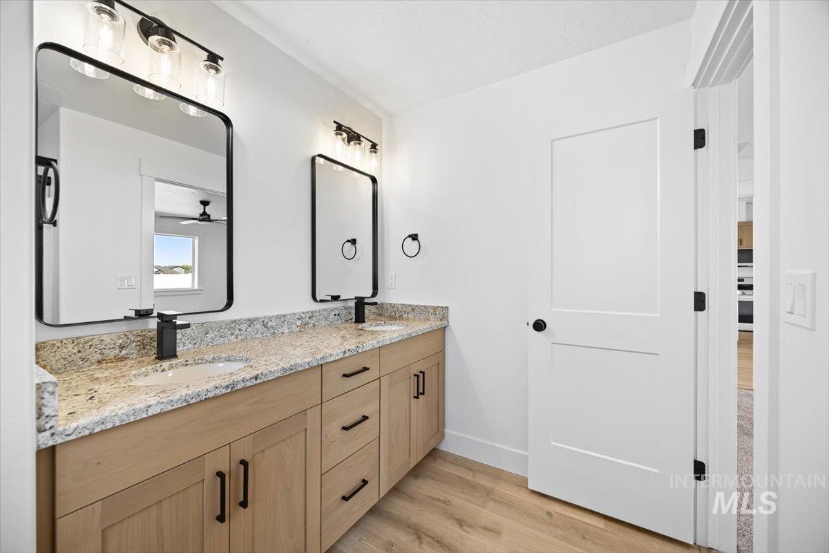 2186 Austin, Fruitland, Idaho 83619, 4 Bedrooms, 2 Bathrooms, Residential For Sale, Price $440,000,MLS 98974238