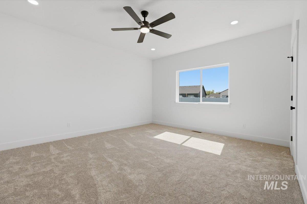 2173 Austin Way, Fruitland, Idaho 83619, 3 Bedrooms, 2 Bathrooms, Residential For Sale, Price $419,000,MLS 98974239