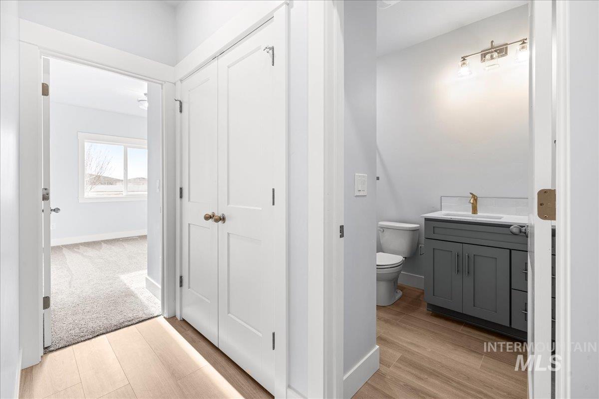 2173 Austin Way, Fruitland, Idaho 83619, 3 Bedrooms, 2 Bathrooms, Residential For Sale, Price $450,000,MLS 98974239