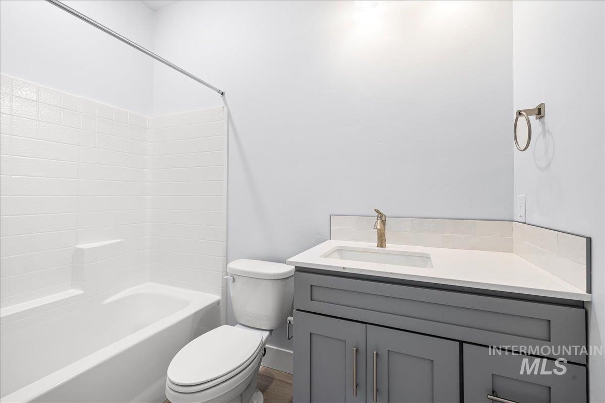 2173 Austin Way, Fruitland, Idaho 83619, 3 Bedrooms, 2 Bathrooms, Residential For Sale, Price $450,000,MLS 98974239