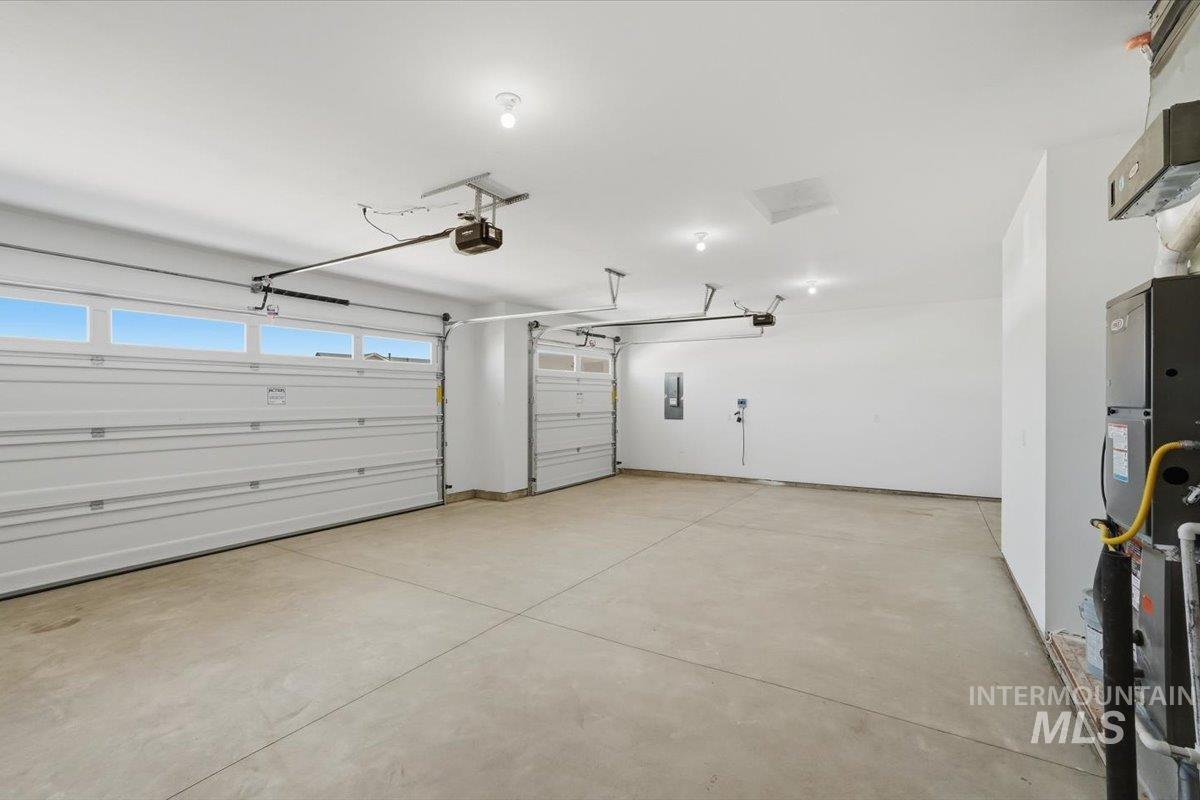 2173 Austin Way, Fruitland, Idaho 83619, 3 Bedrooms, 2 Bathrooms, Residential For Sale, Price $419,000,MLS 98974239