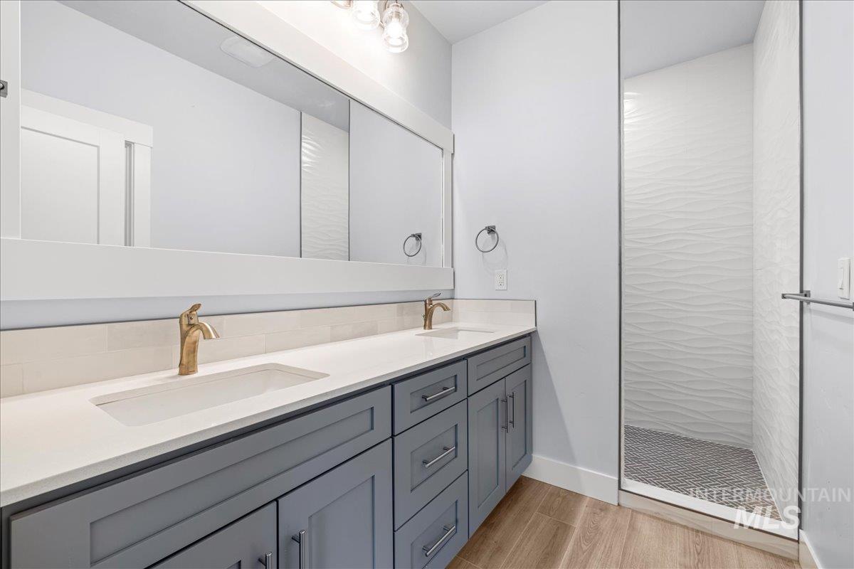 2173 Austin Way, Fruitland, Idaho 83619, 3 Bedrooms, 2 Bathrooms, Residential For Sale, Price $450,000,MLS 98974239