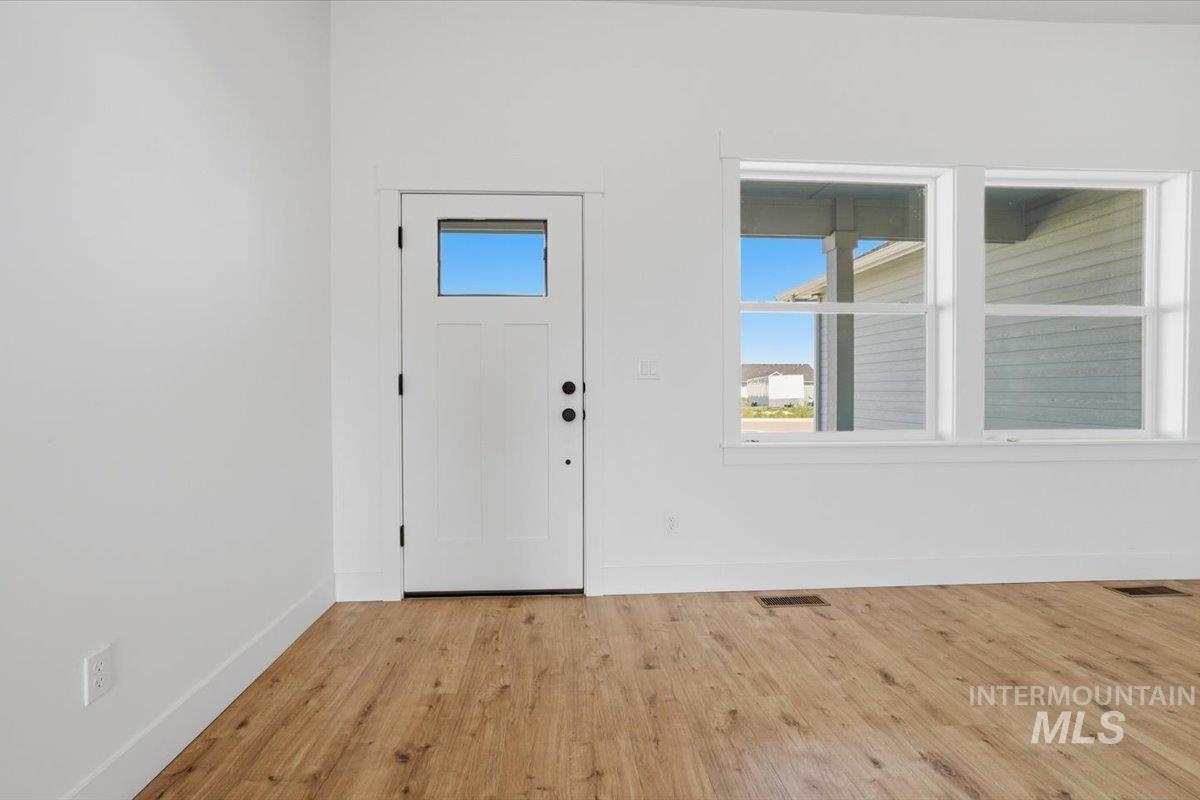 2173 Austin Way, Fruitland, Idaho 83619, 3 Bedrooms, 2 Bathrooms, Residential For Sale, Price $419,000,MLS 98974239