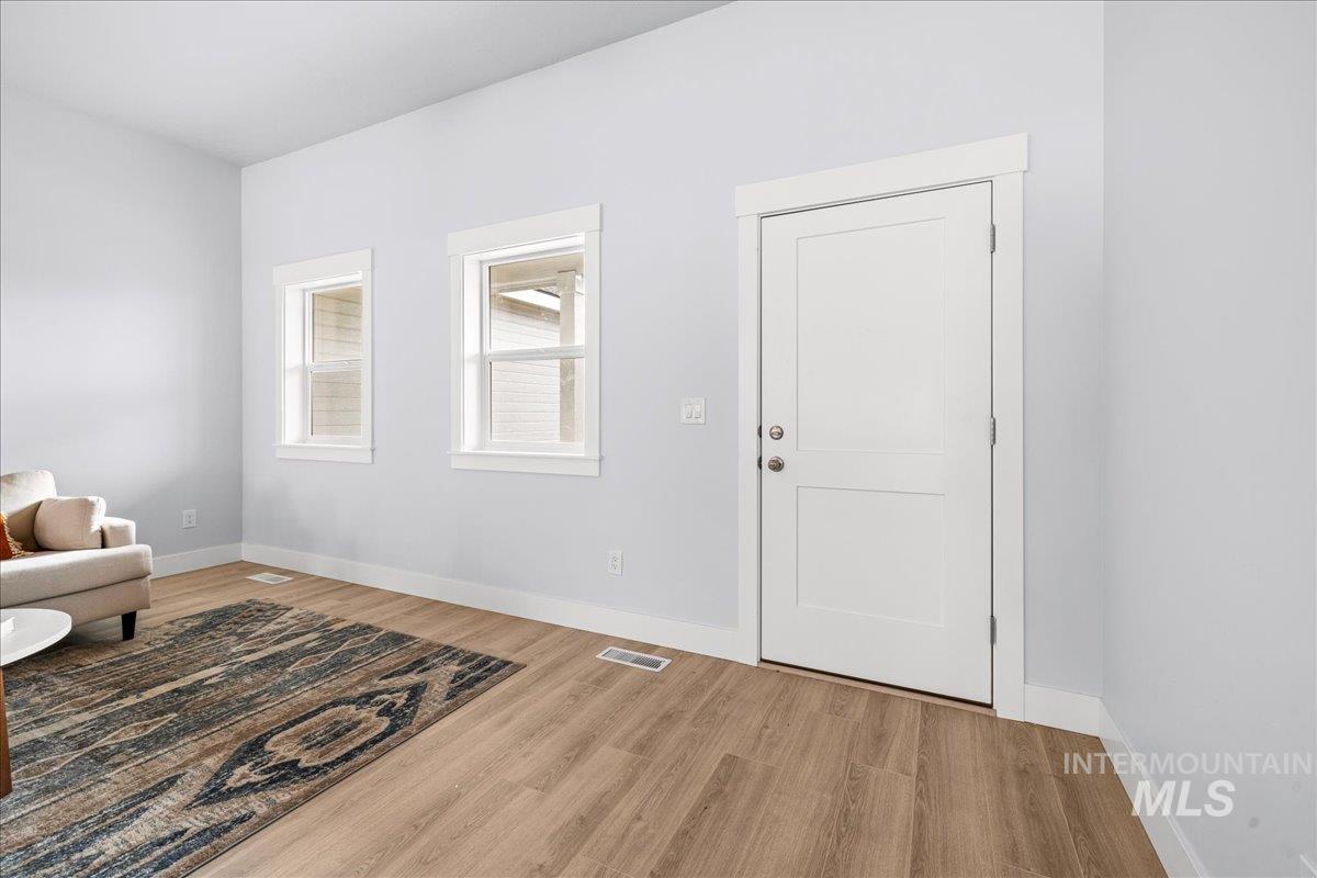 2173 Austin Way, Fruitland, Idaho 83619, 3 Bedrooms, 2 Bathrooms, Residential For Sale, Price $450,000,MLS 98974239