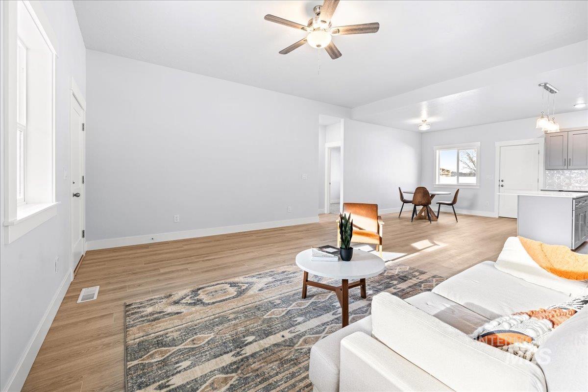 2173 Austin Way, Fruitland, Idaho 83619, 3 Bedrooms, 2 Bathrooms, Residential For Sale, Price $450,000,MLS 98974239