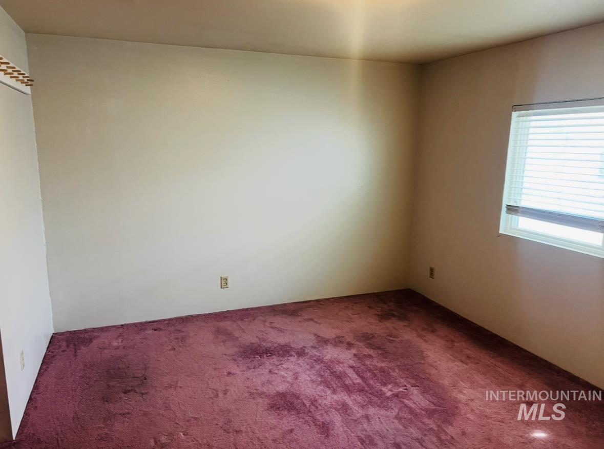 419 Fruitland Avenue, Buhl, Idaho 83316, 3 Bedrooms, 2 Bathrooms, Residential For Sale, Price $59,900,MLS 98974241