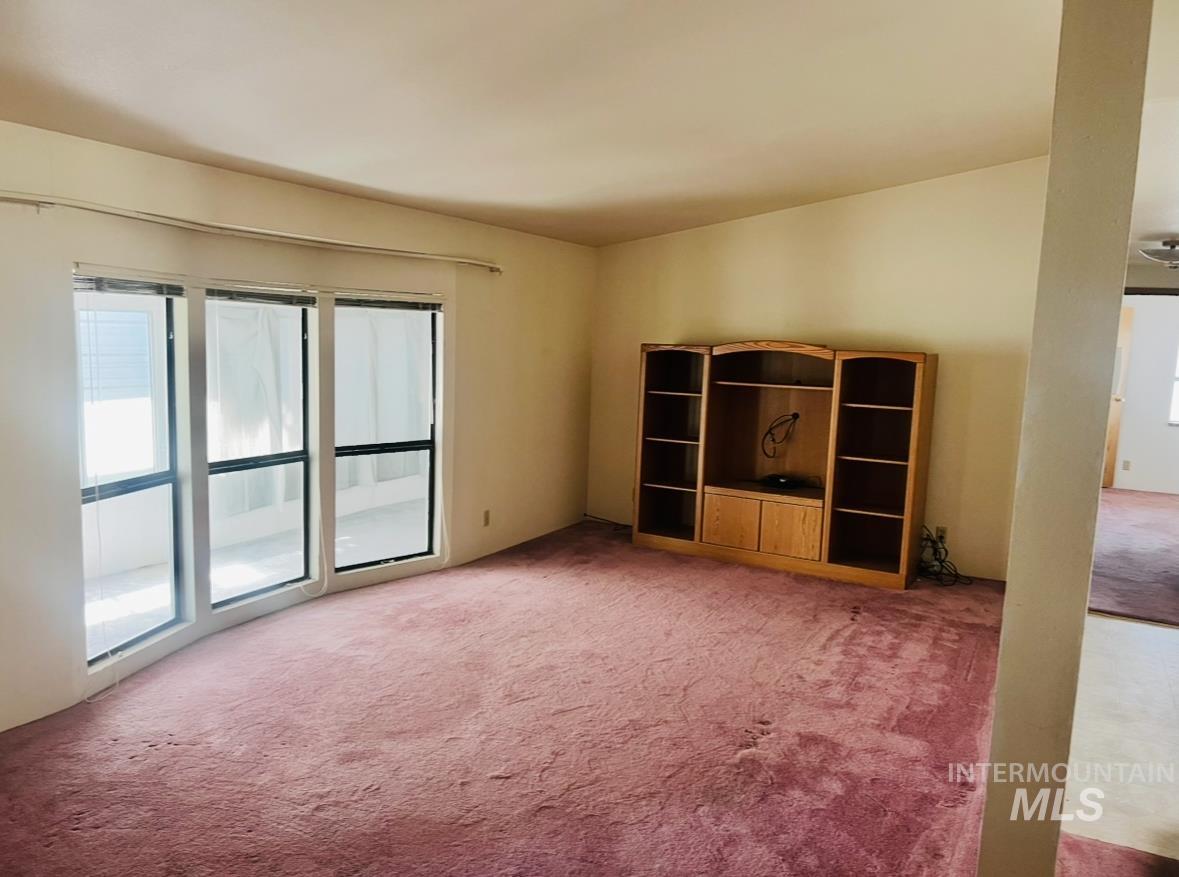 419 Fruitland Avenue, Buhl, Idaho 83316, 3 Bedrooms, 2 Bathrooms, Residential For Sale, Price $59,900,MLS 98974241