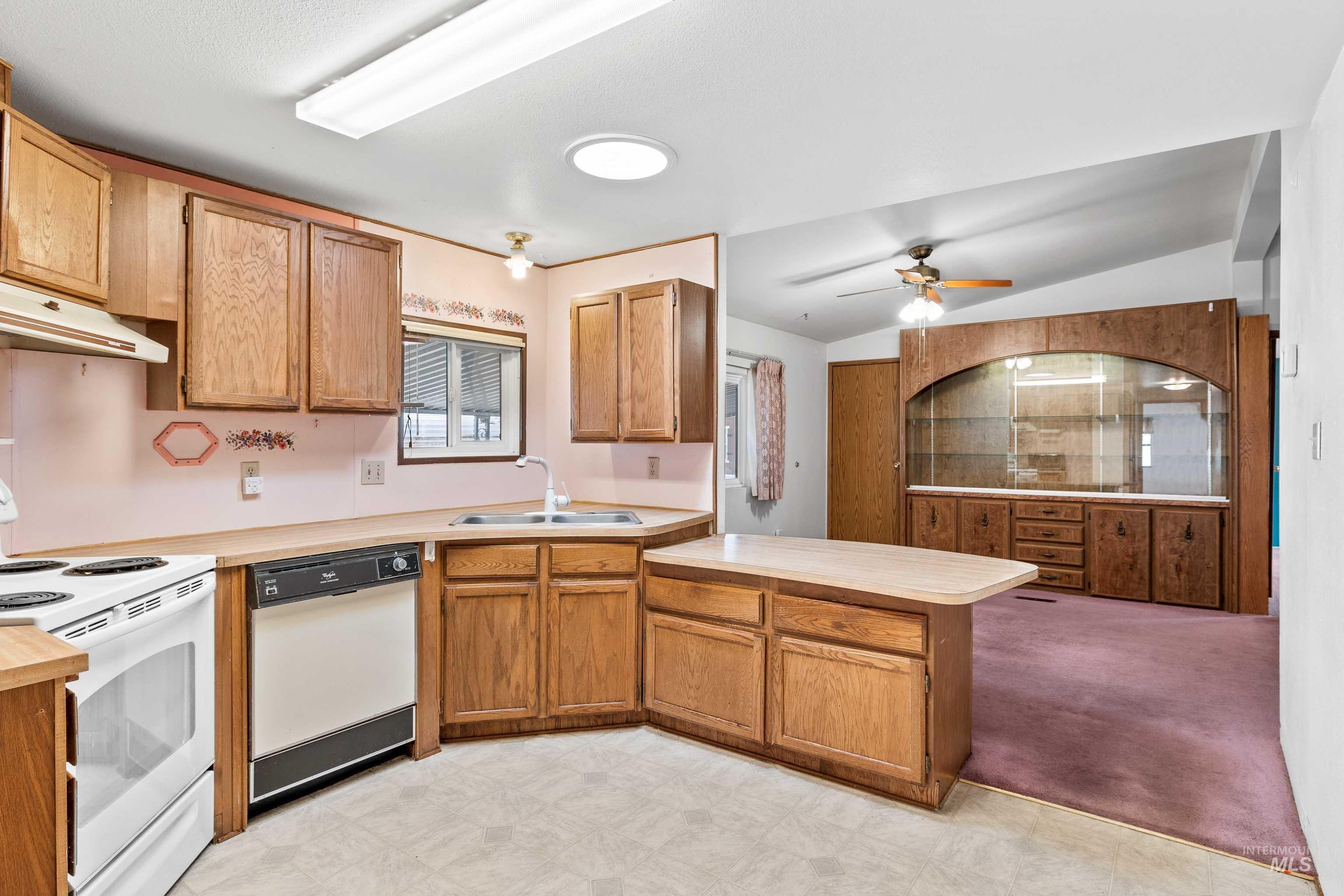 419 Fruitland Avenue, Buhl, Idaho 83316, 3 Bedrooms, 2 Bathrooms, Residential For Sale, Price $59,900,MLS 98974241