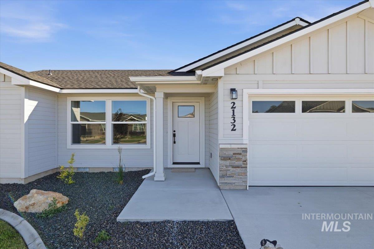 2132 Justine ct., Fruitland, Idaho 83619, 3 Bedrooms, 2 Bathrooms, Residential For Sale, Price $400,000, 98974242