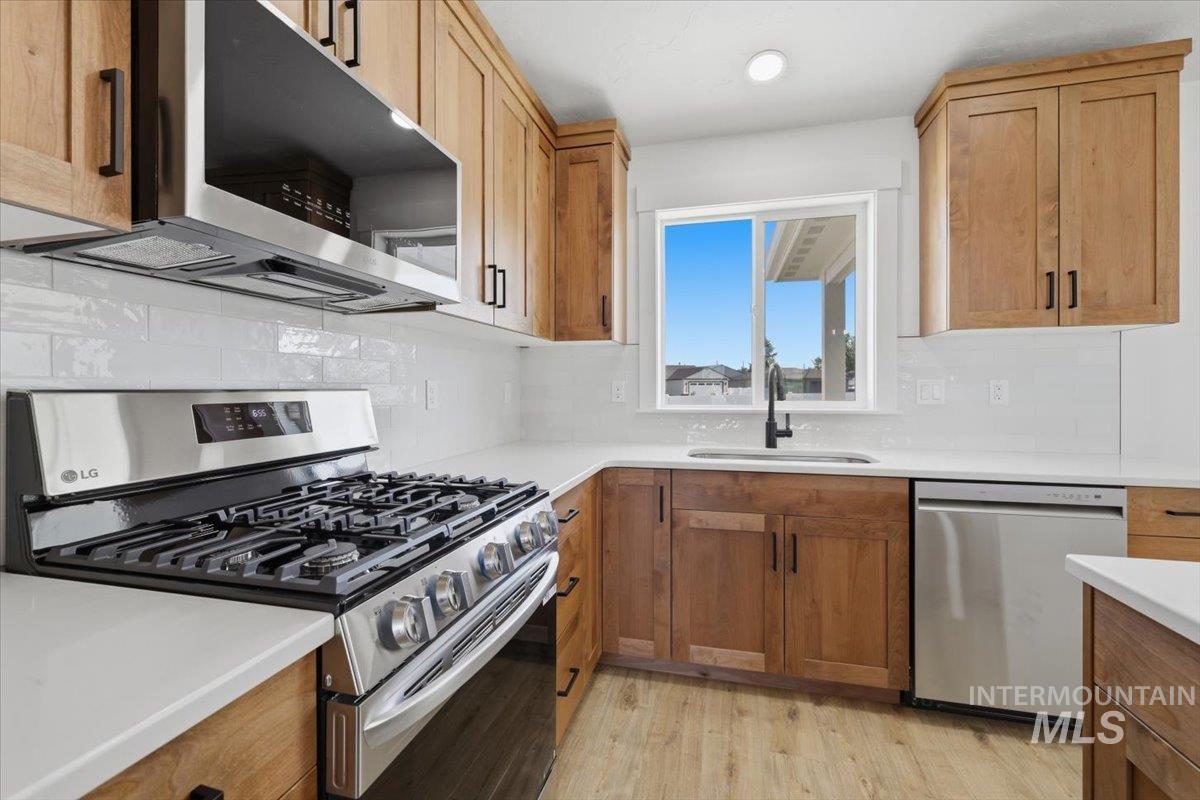 2132 Justine ct., Fruitland, Idaho 83619, 3 Bedrooms, 2 Bathrooms, Residential For Sale, Price $400,000, 98974242