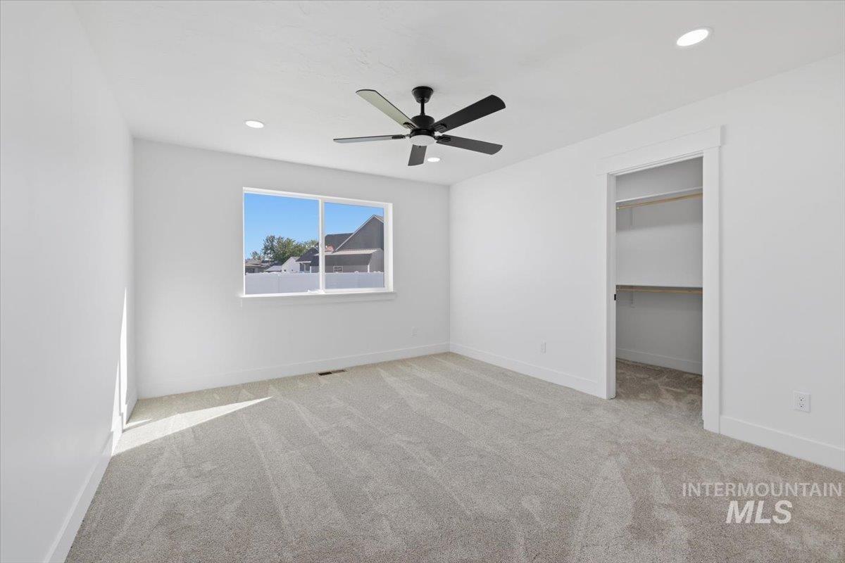 2132 Justine ct., Fruitland, Idaho 83619, 3 Bedrooms, 2 Bathrooms, Residential For Sale, Price $400,000, 98974242