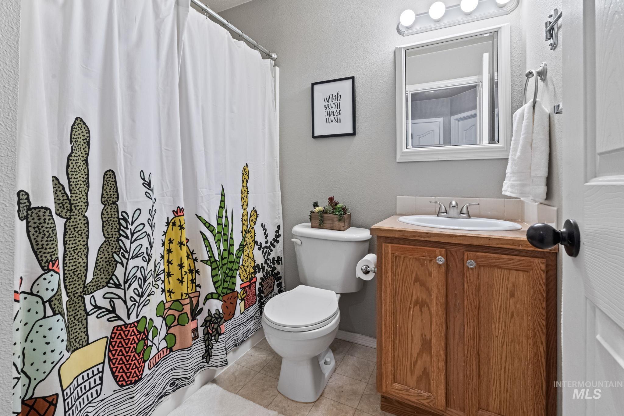 11757 W Mount Hood Ave, Nampa, Idaho 83651, 4 Bedrooms, 3 Bathrooms, Residential For Sale, Price $415,000, 98974245