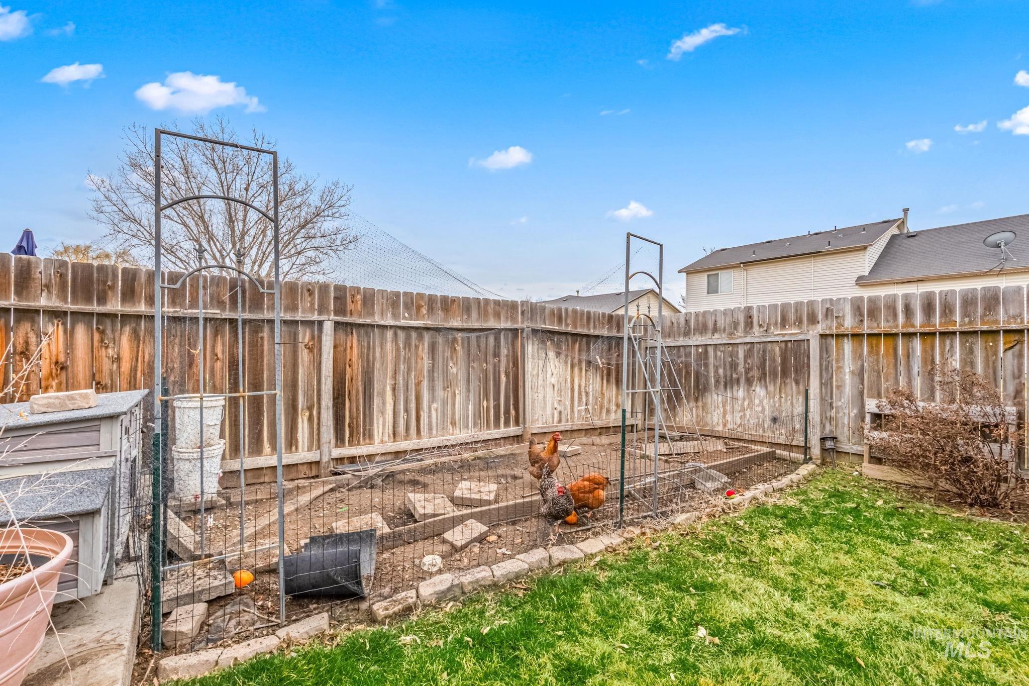 11757 W Mount Hood Ave, Nampa, Idaho 83651, 4 Bedrooms, 3 Bathrooms, Residential For Sale, Price $415,000, 98974245